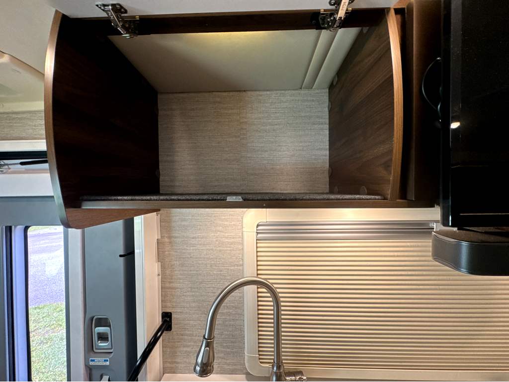 2023 WINNEBAGO VIEW 24D - Image 18