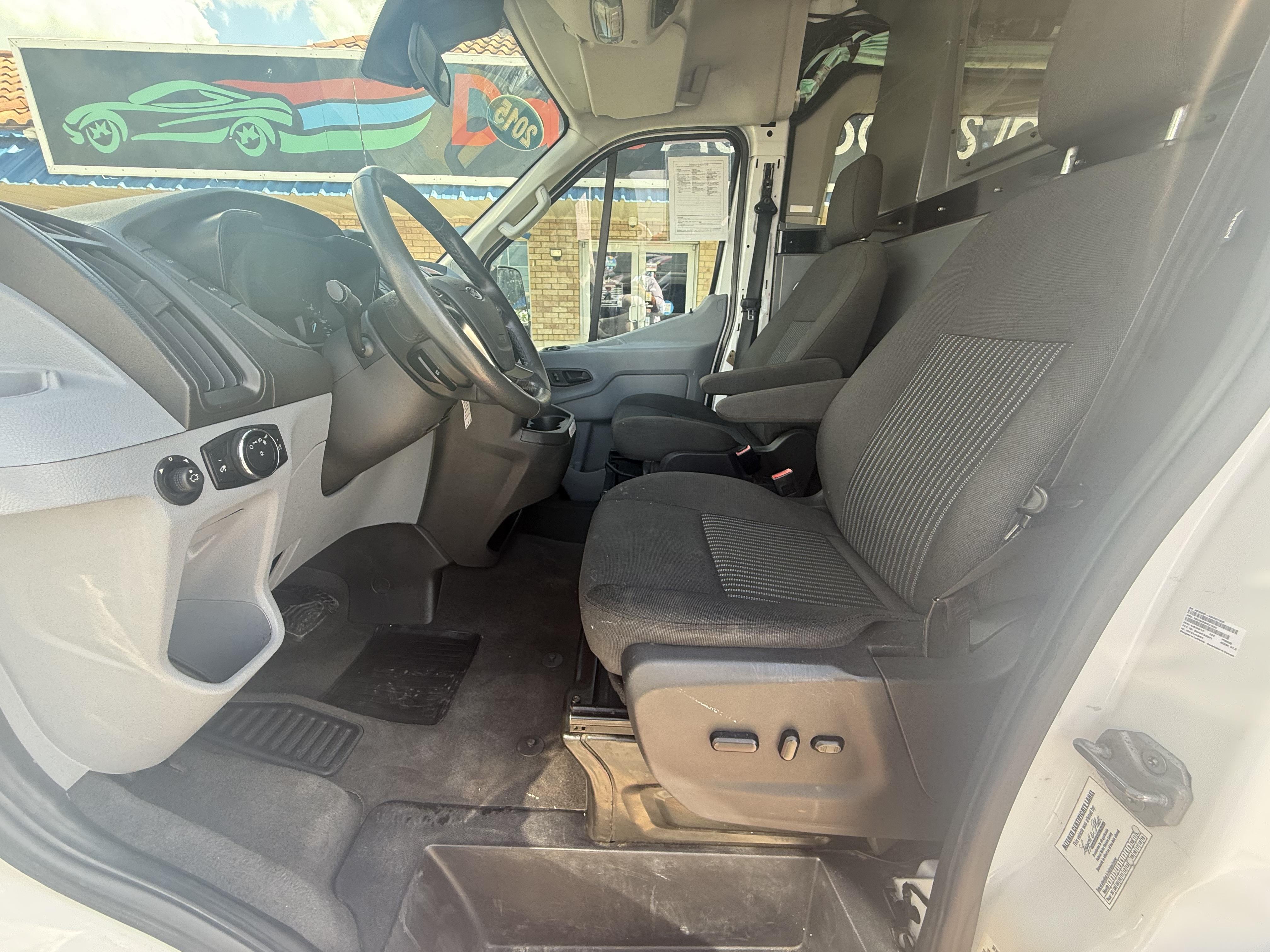 2015 Ford Transit 150 Passenger Van XLT Medium Roof - Image 10