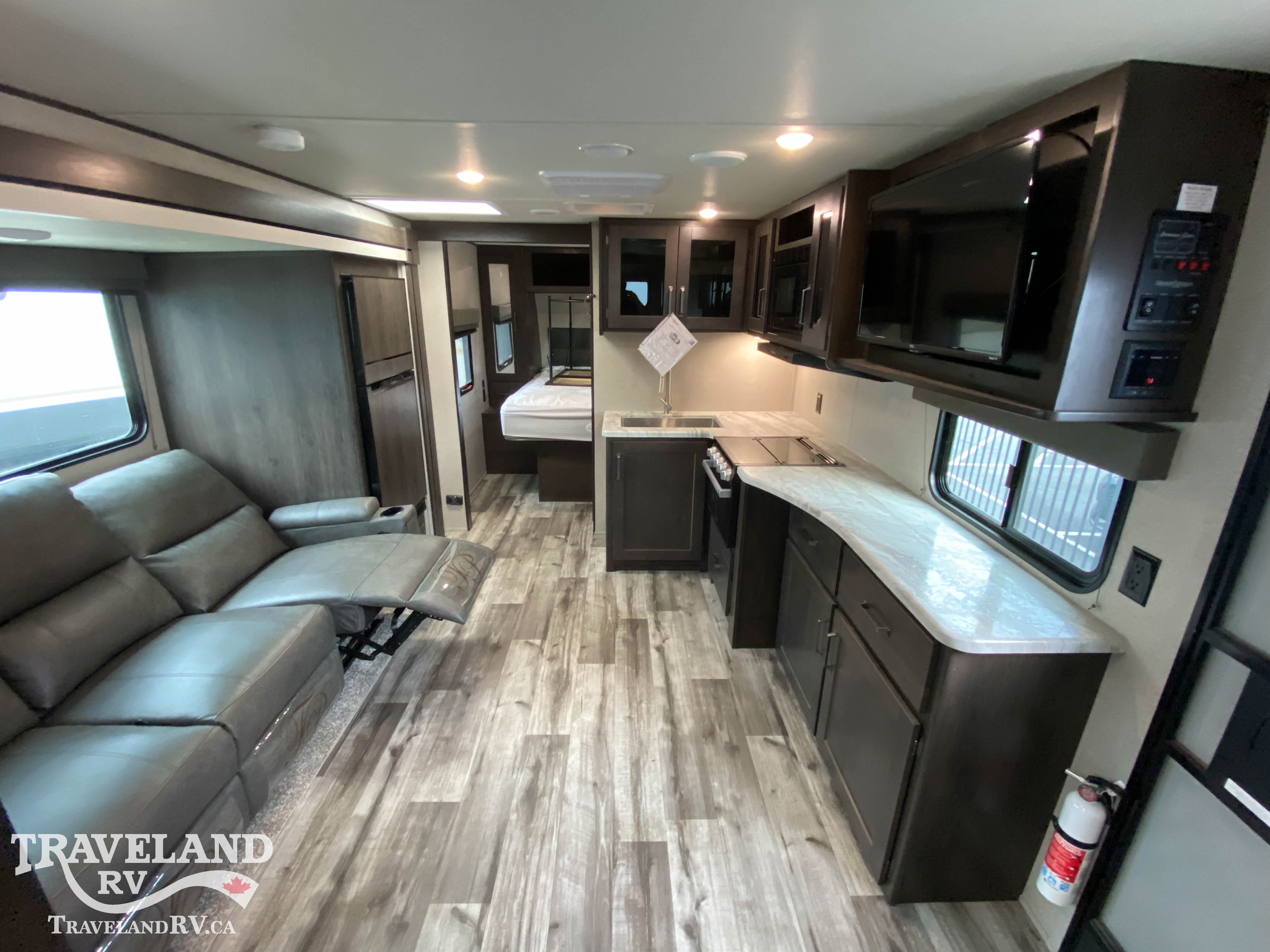 2023 Grand Design Transcend XPLOR 221RB - Image 3