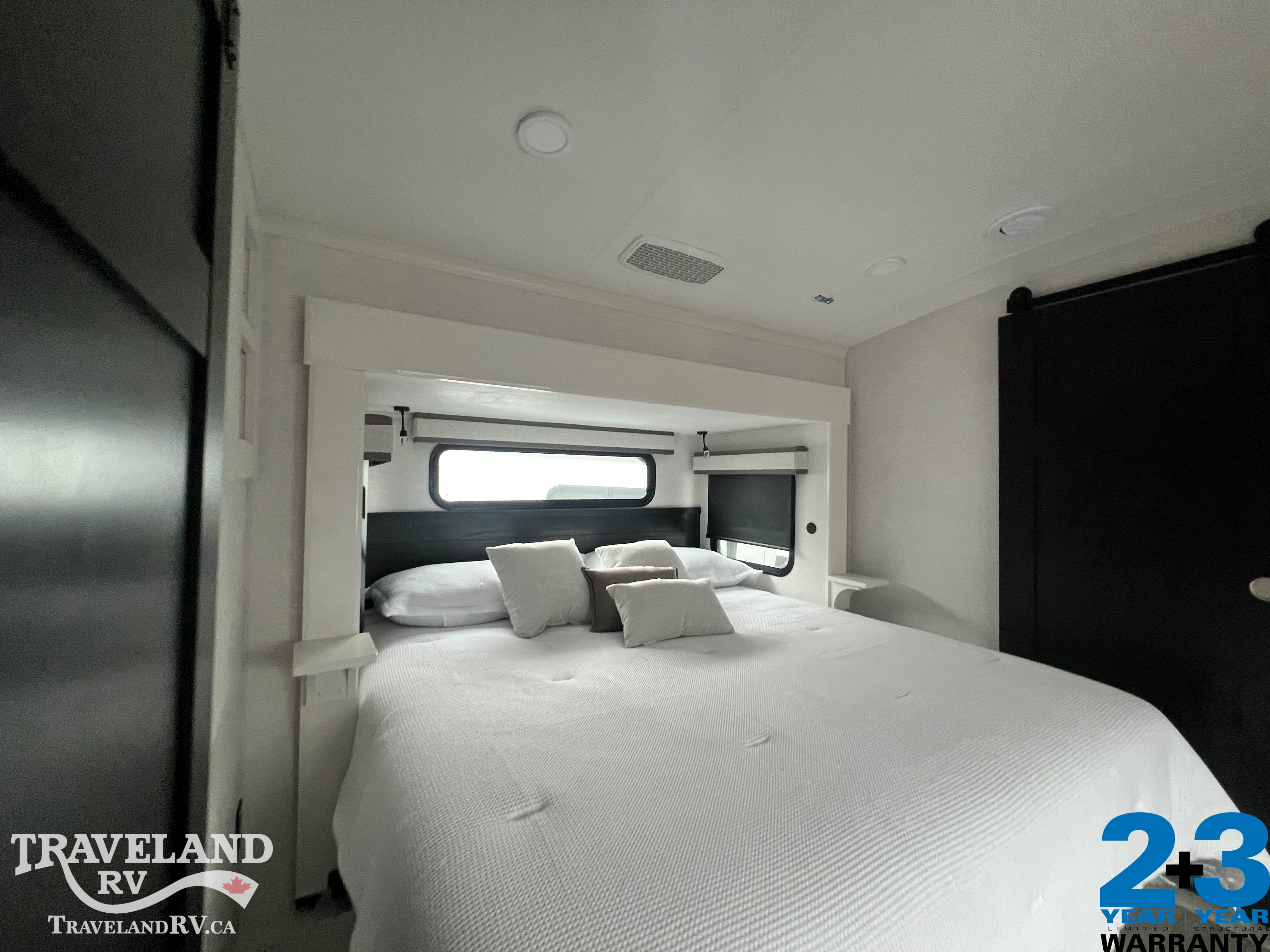 2026 Jayco Pinnacle 38FBRK - Image 27