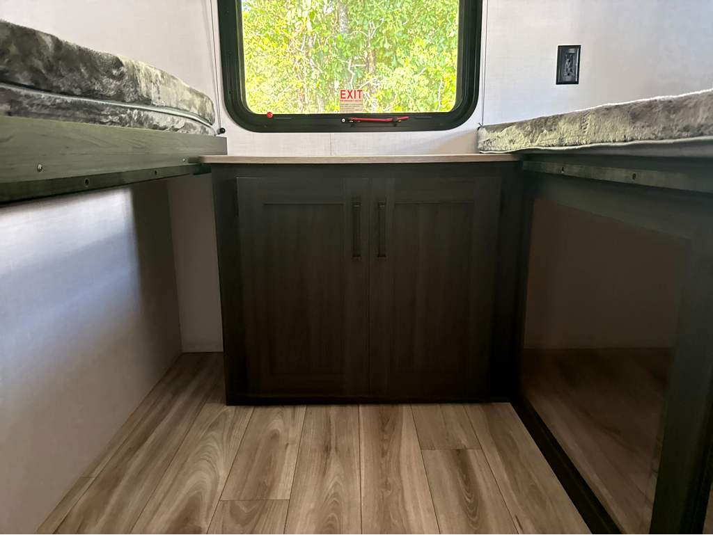 2027 VENTURE RV SIENNA 281VQB - Image 34