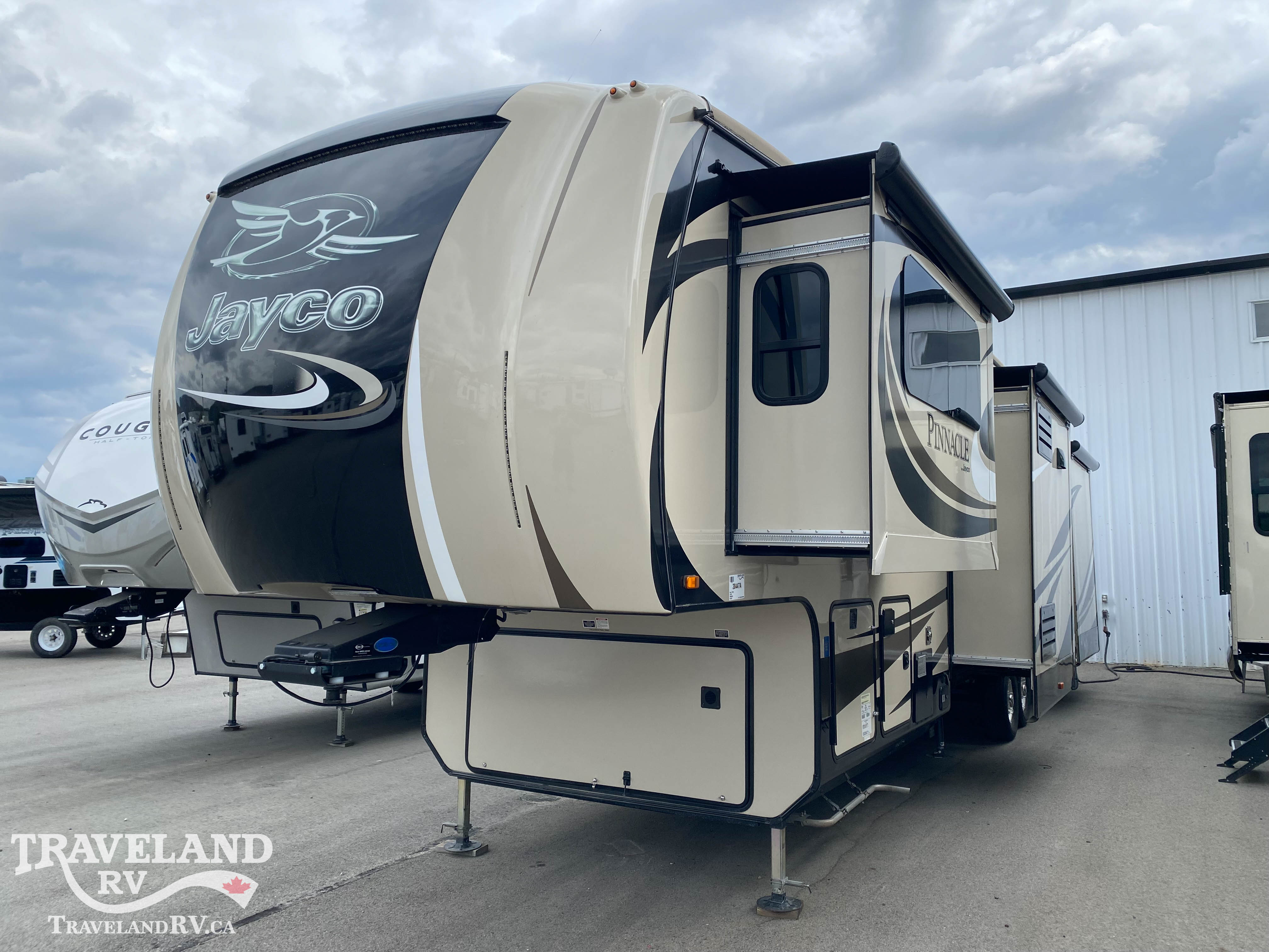2016 Jayco Pinnacle 38FLSA - Image 22