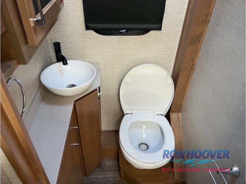 2020 TIFFIN 24TW - Image 23