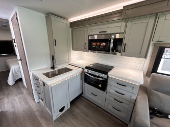2027 JAYCO PRECEPT 31UL - Image 14
