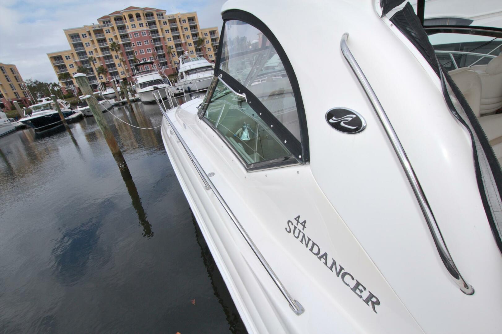 2009 Sea Ray 44 Sundancer - Image 16