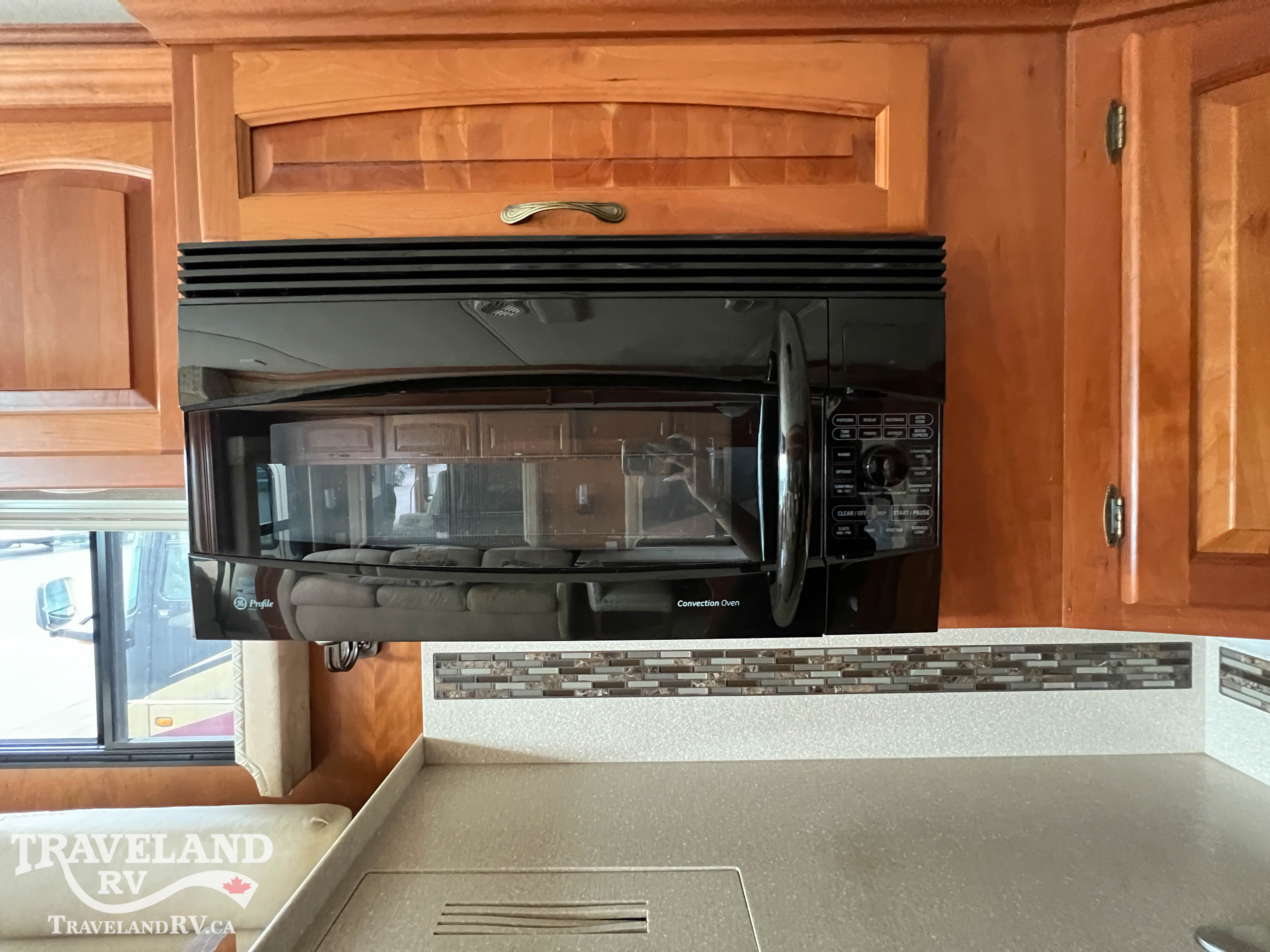 2011 Newmar Dutch Star 3734 - Image 19