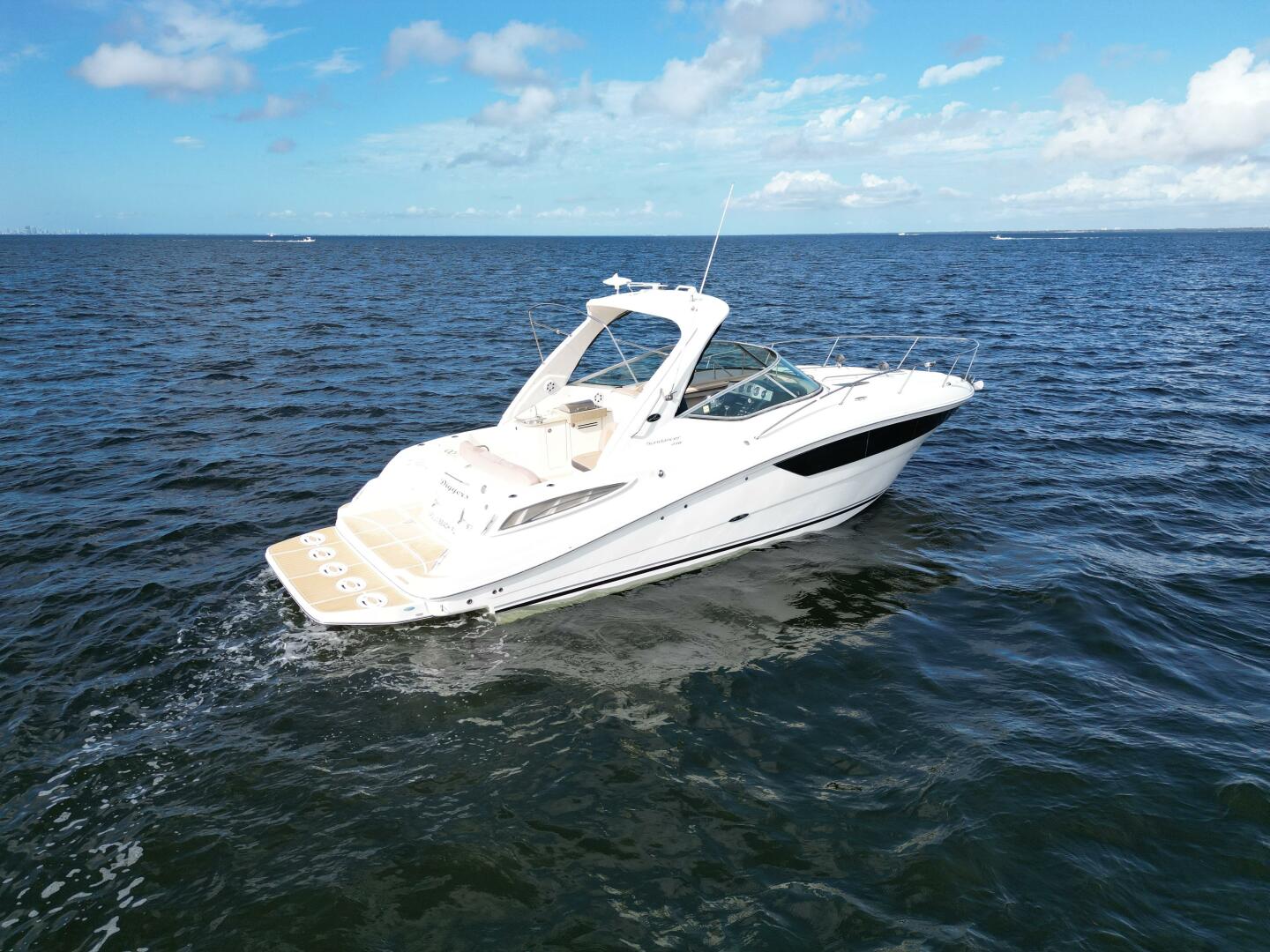 2016 Sea Ray 330 Sundancer - Image 53