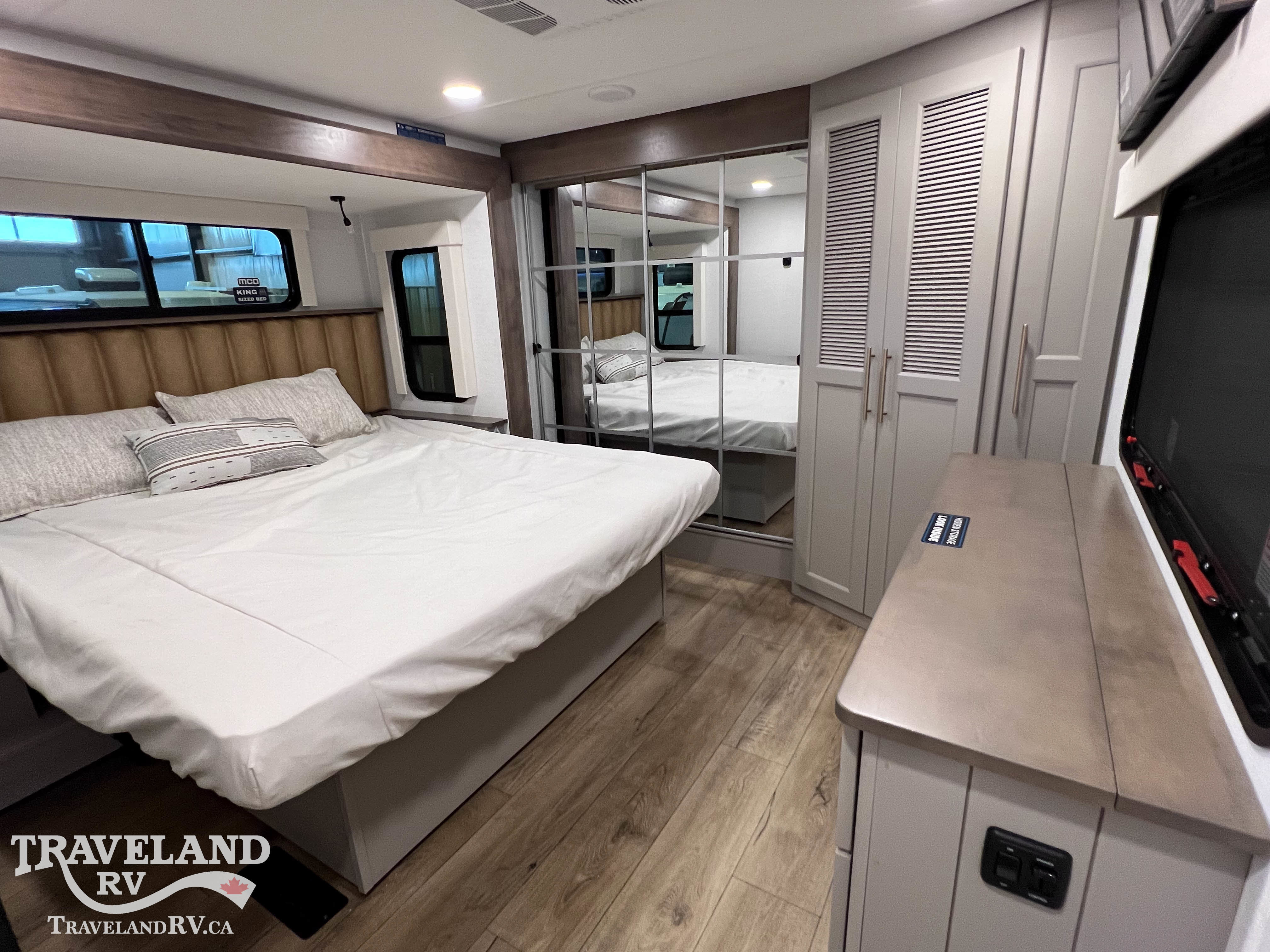 2026 Alliance RV Paradigm 310RL - Image 21
