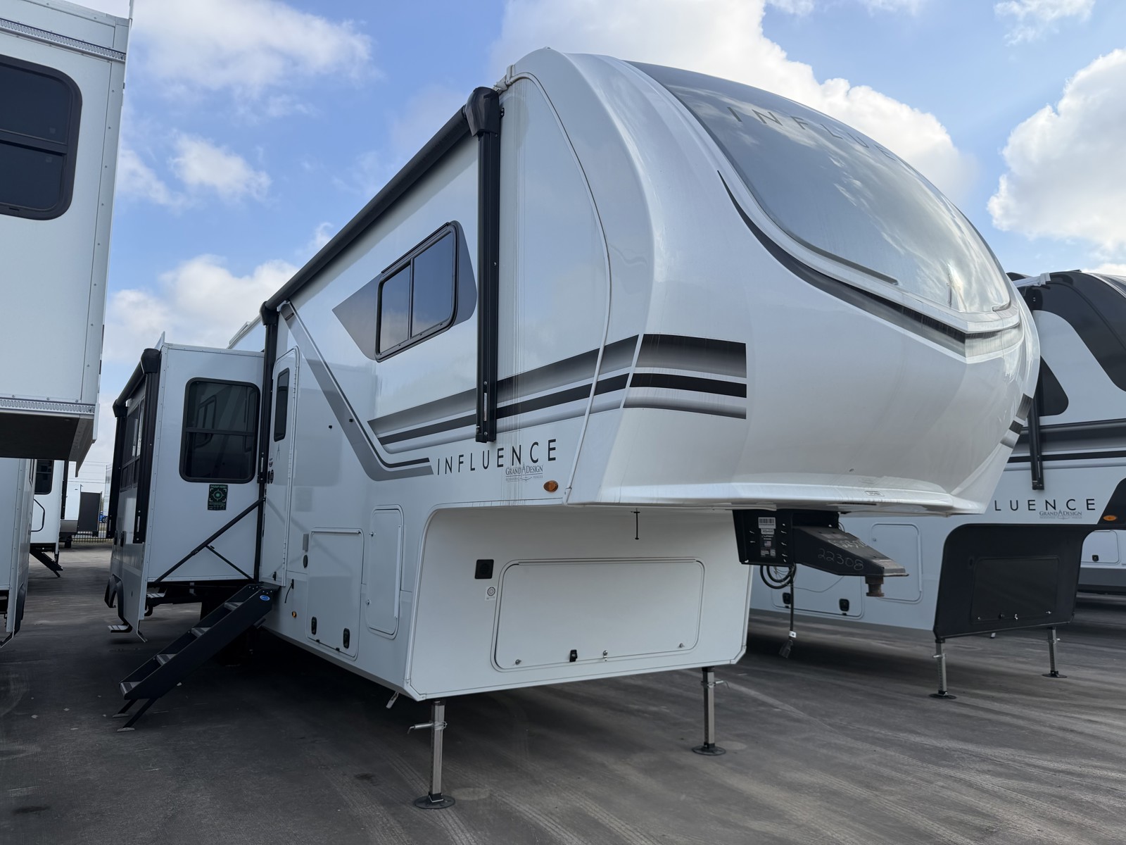 2026 GRAND DESIGN 3704BH - Image 1