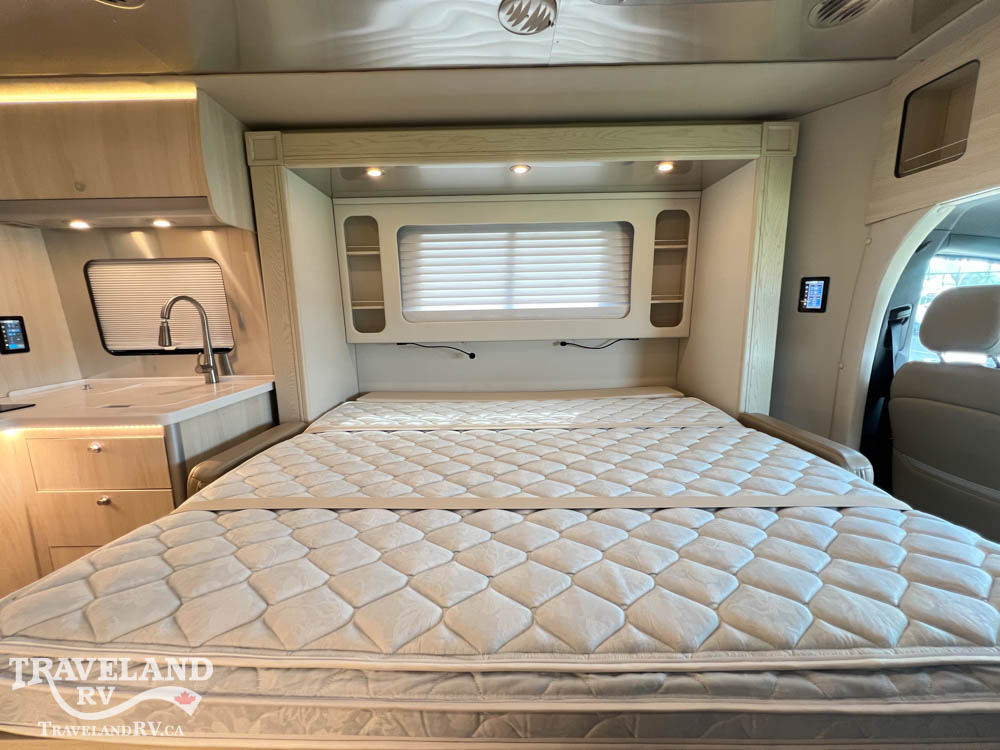 2025 AIRSTREAM ATLAS MURPHY SUITE E1 - Image 29