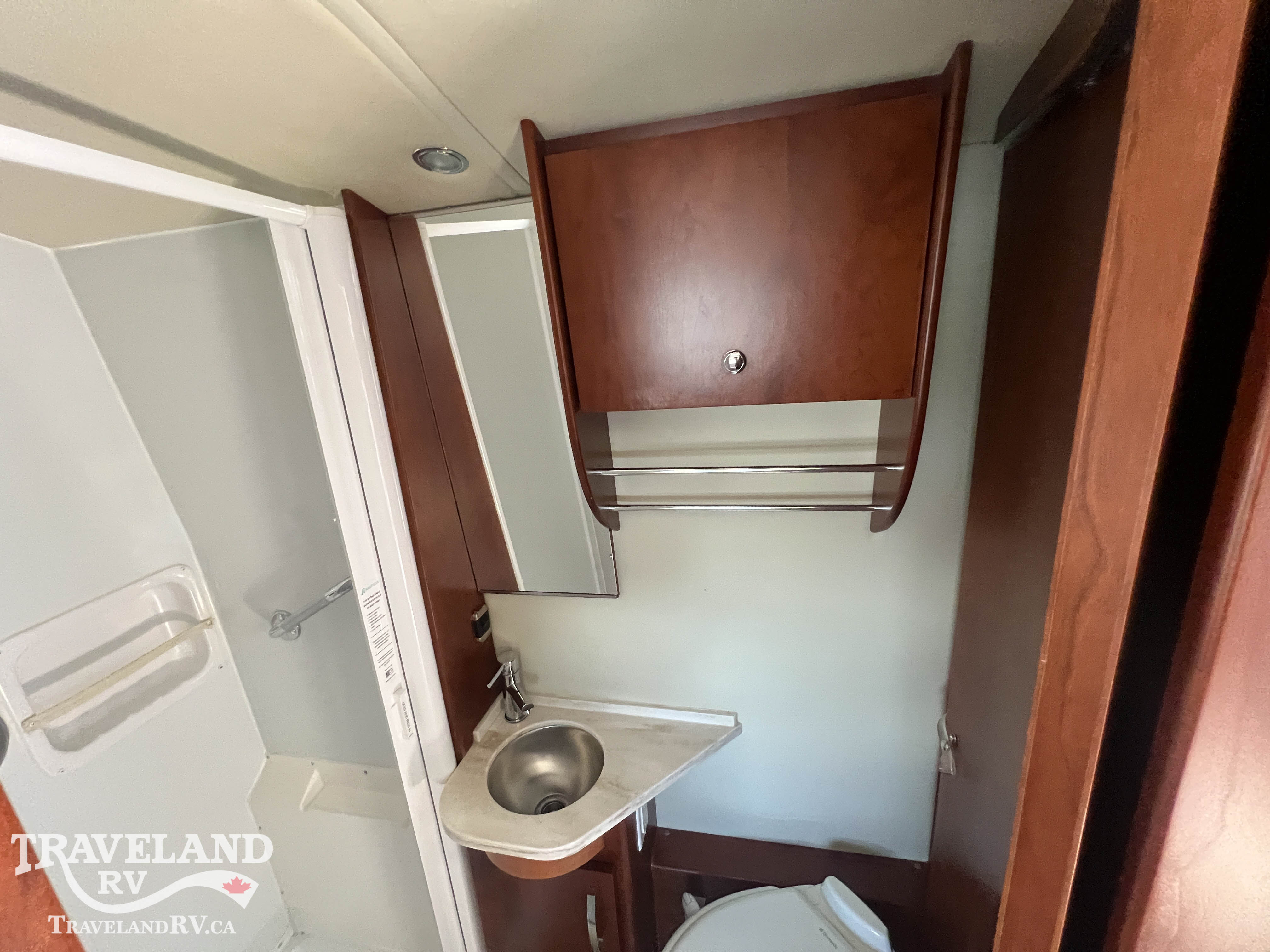 2015 Leisure Travel SERENITY S24CB - Image 34