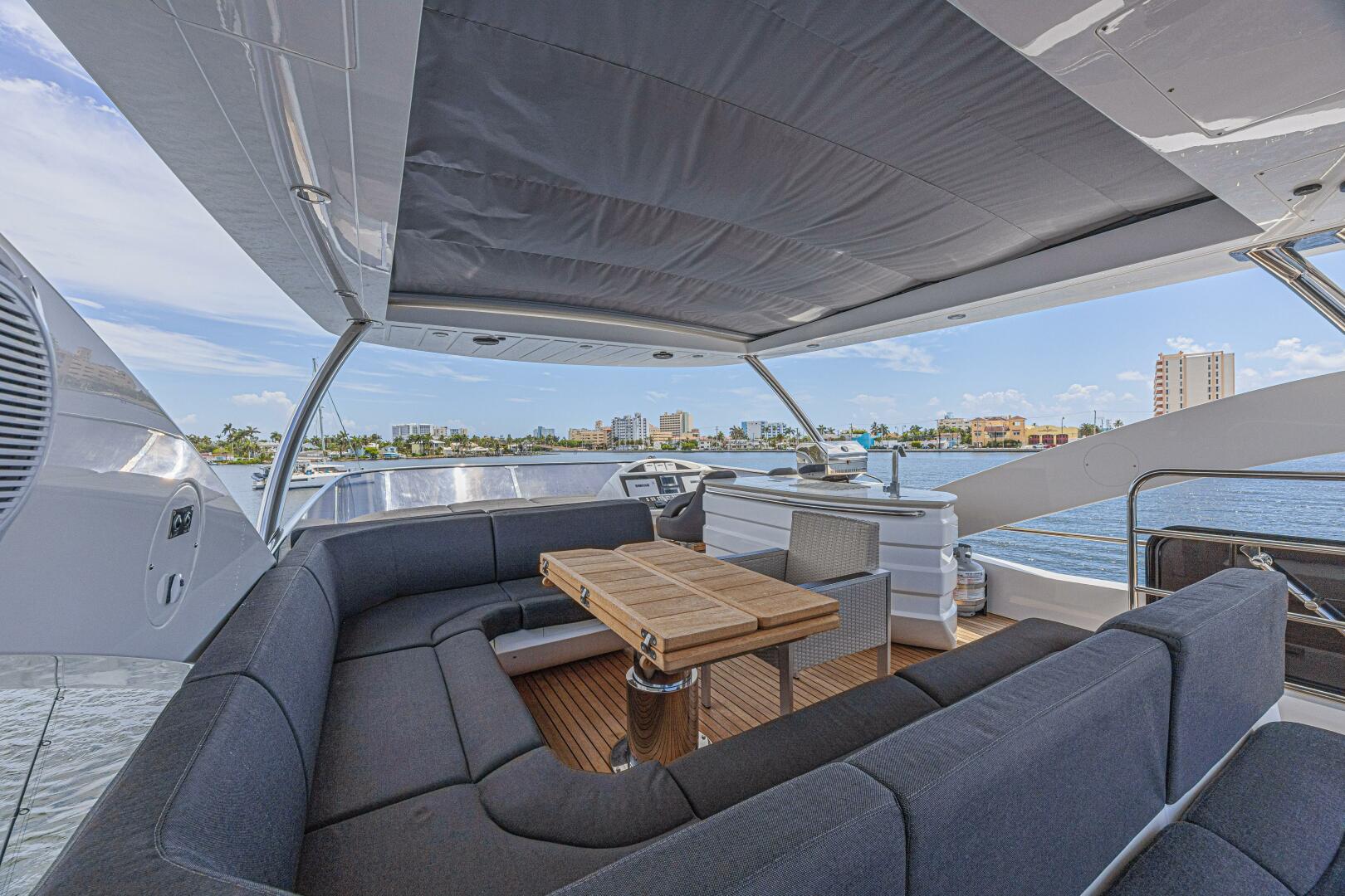 2017 Sunseeker 75 Yacht - Image 24