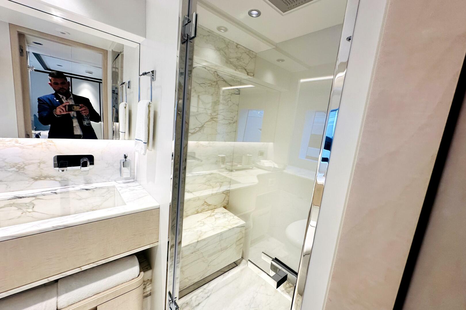 2024 Majesty Yachts 120 - Image 27