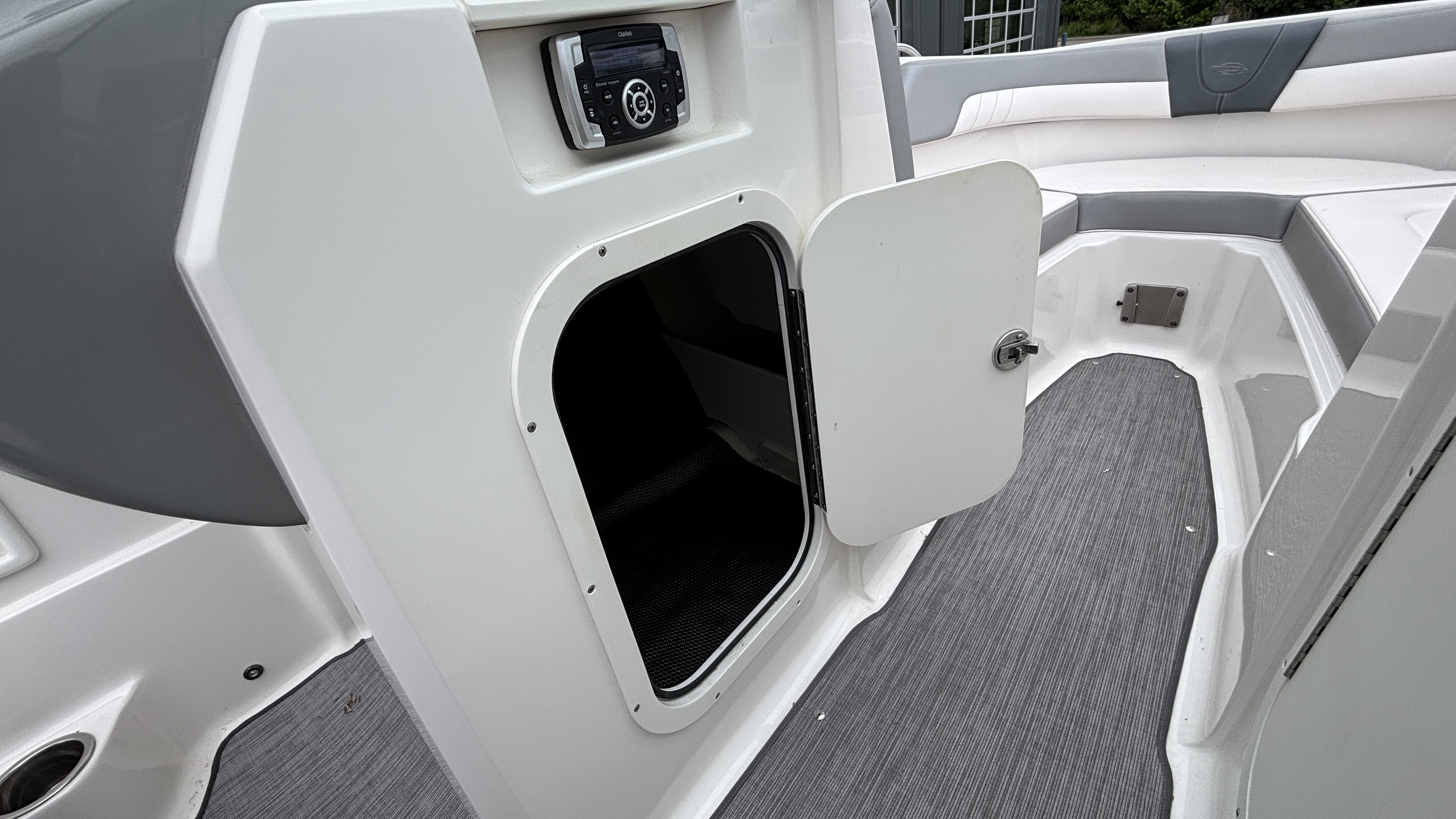 2021 Chaparral 23 SSi - Image 36
