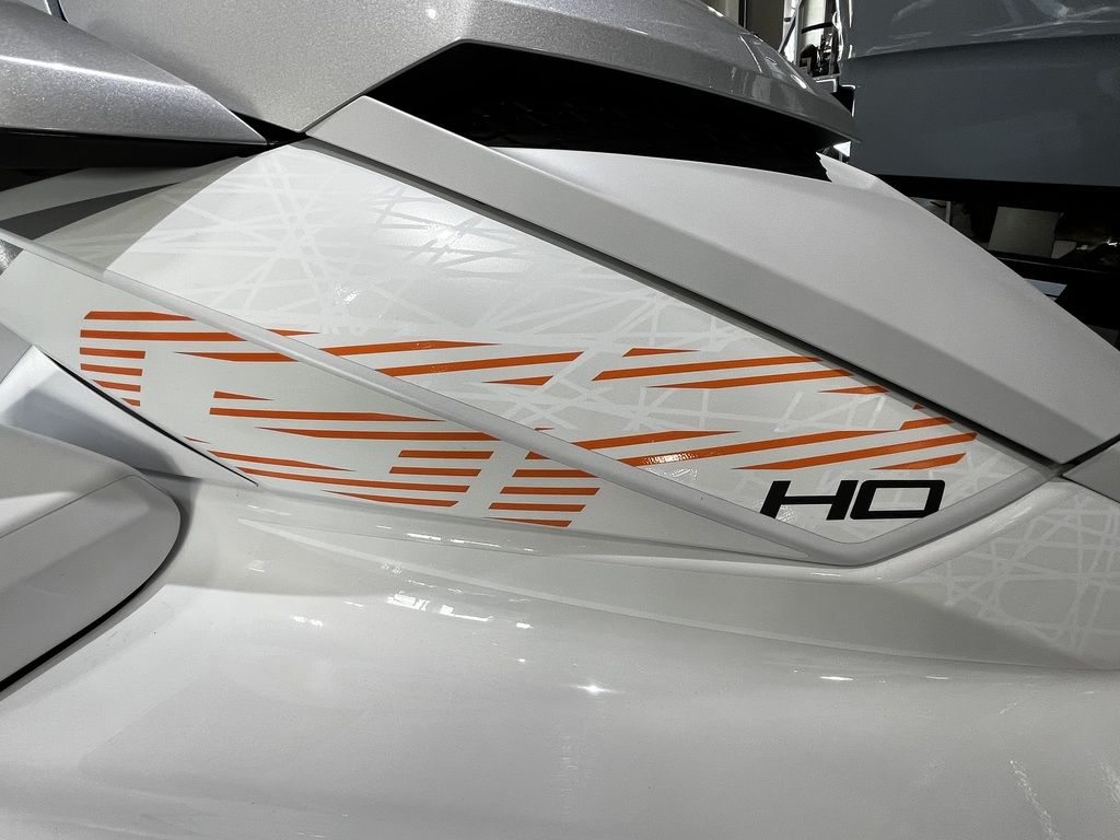2026 Yamaha WaveRunners GP HO with Audio - Image 4