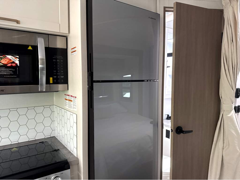 2027 ENTEGRA COACH ODYSSEY 24B - Image 20