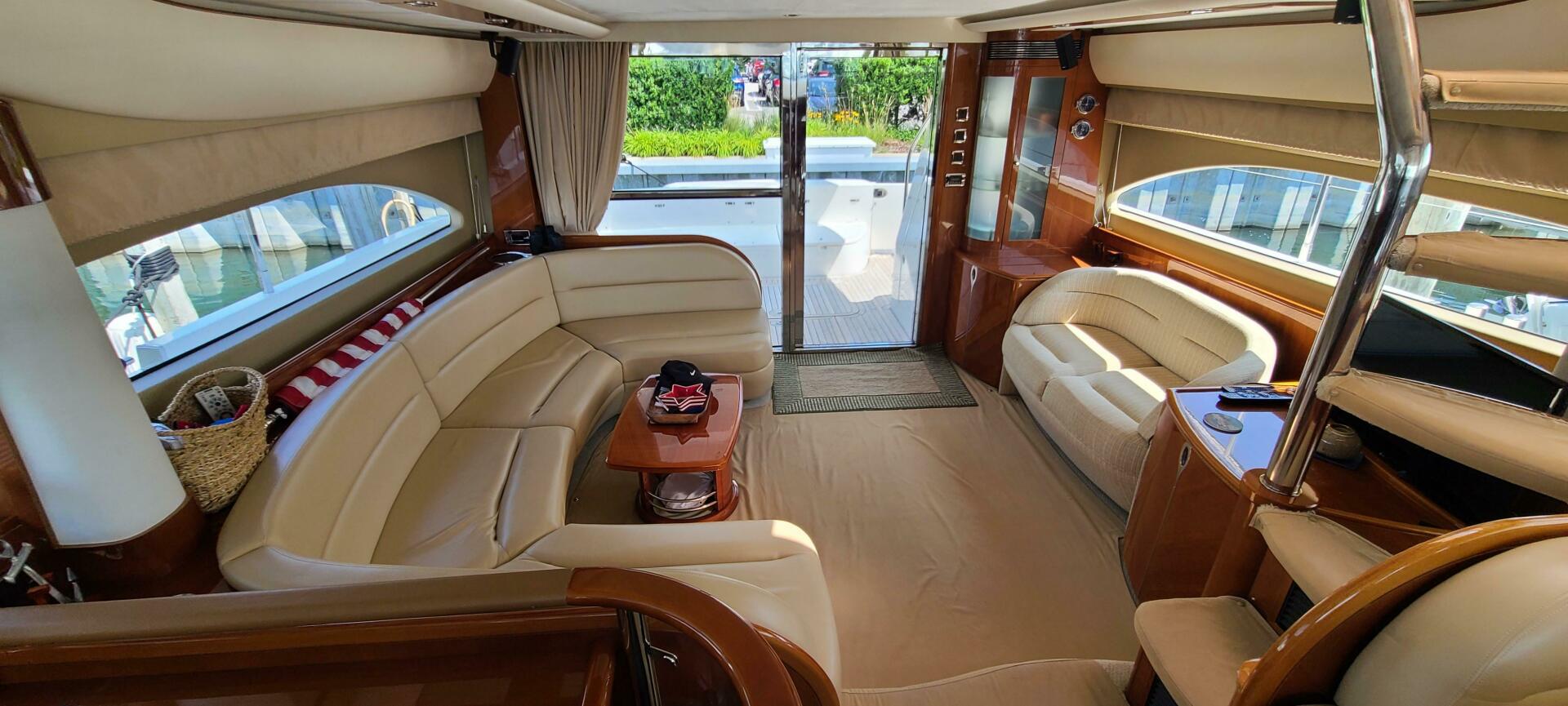 2006 Viking Sport Cruisers 61 Flybridge - Image 16