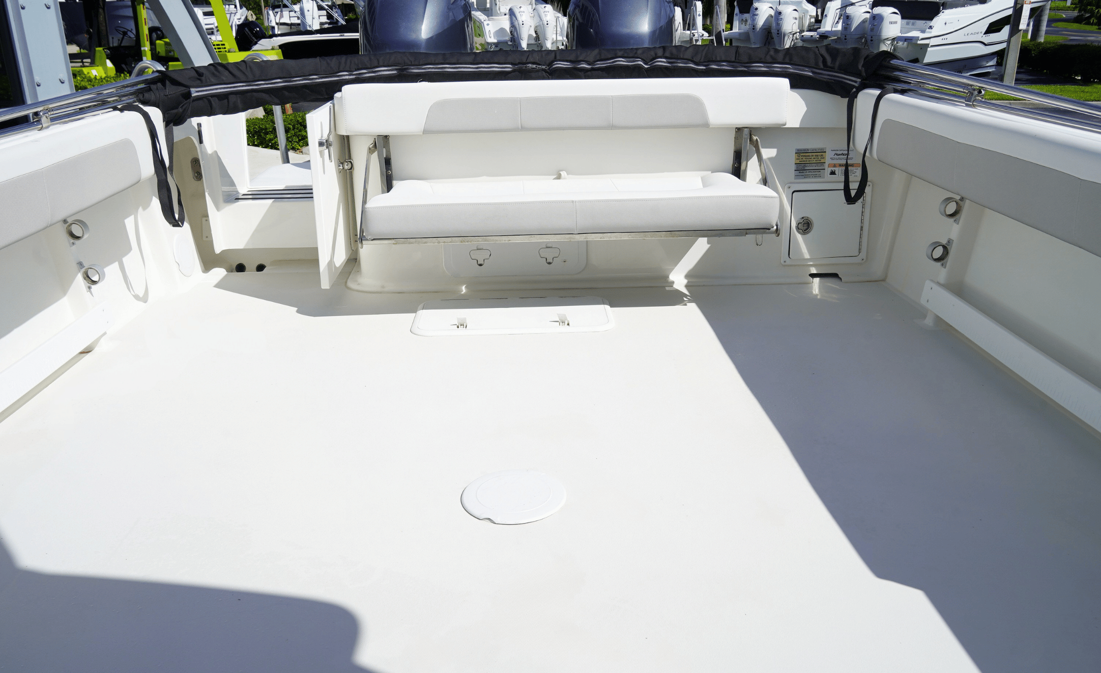 2023 PARKER 2520 XLD - Image 12