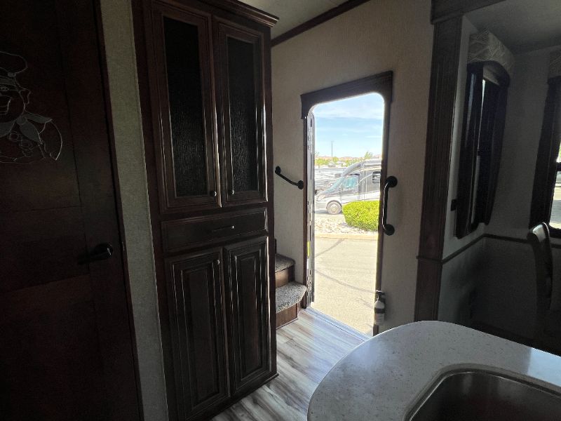 2019 Heartland Bighorn BH 3160 ELITE - Image 13
