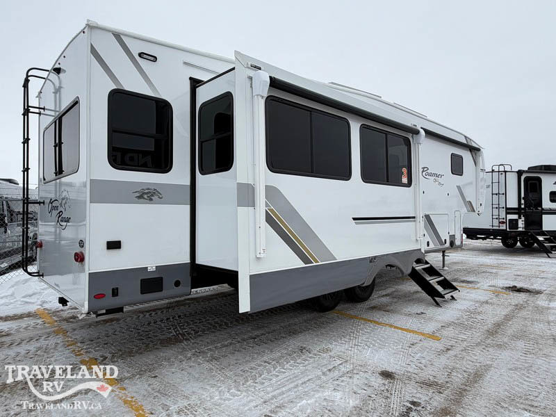 2026 Highland Ridge Roamer 32RLTS - Image 9