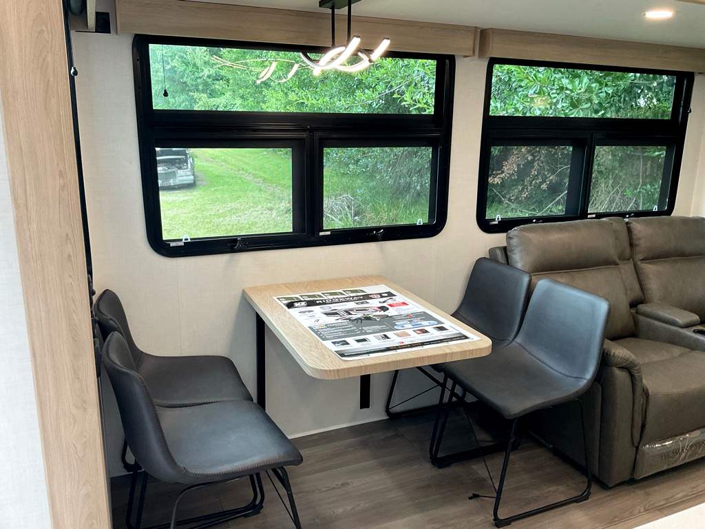 2027 KZ RIDGEWAY 31 RL - Image 15