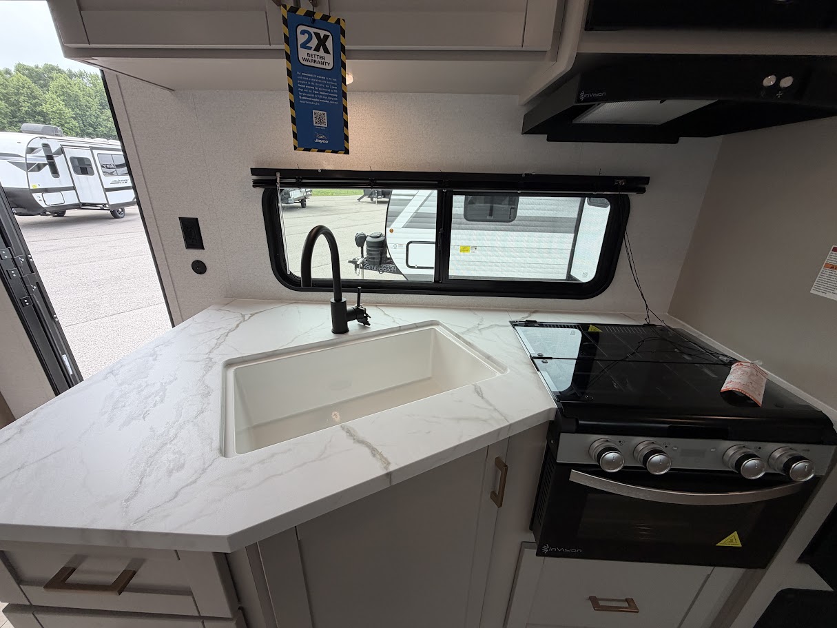 2027 Jayco Jay Flight SLX 261BHS - Image 28