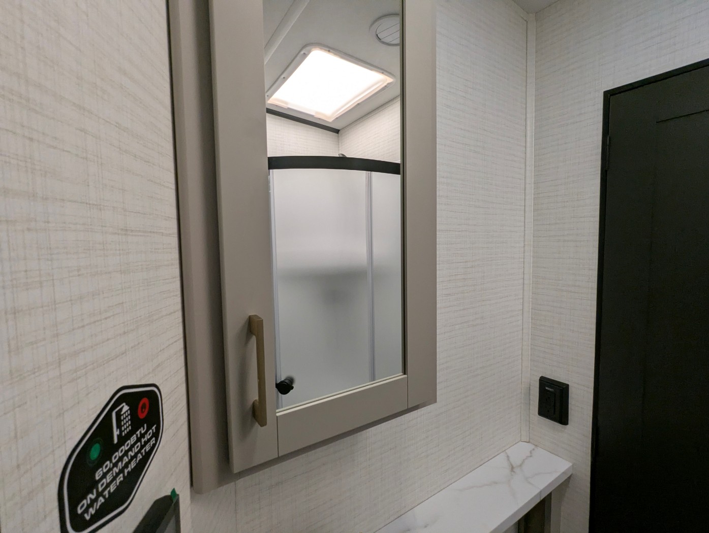 2027 Forest River Stealth 2900 - Image 25