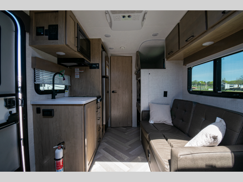 2022 Ember Overland 170MBH - Image 20