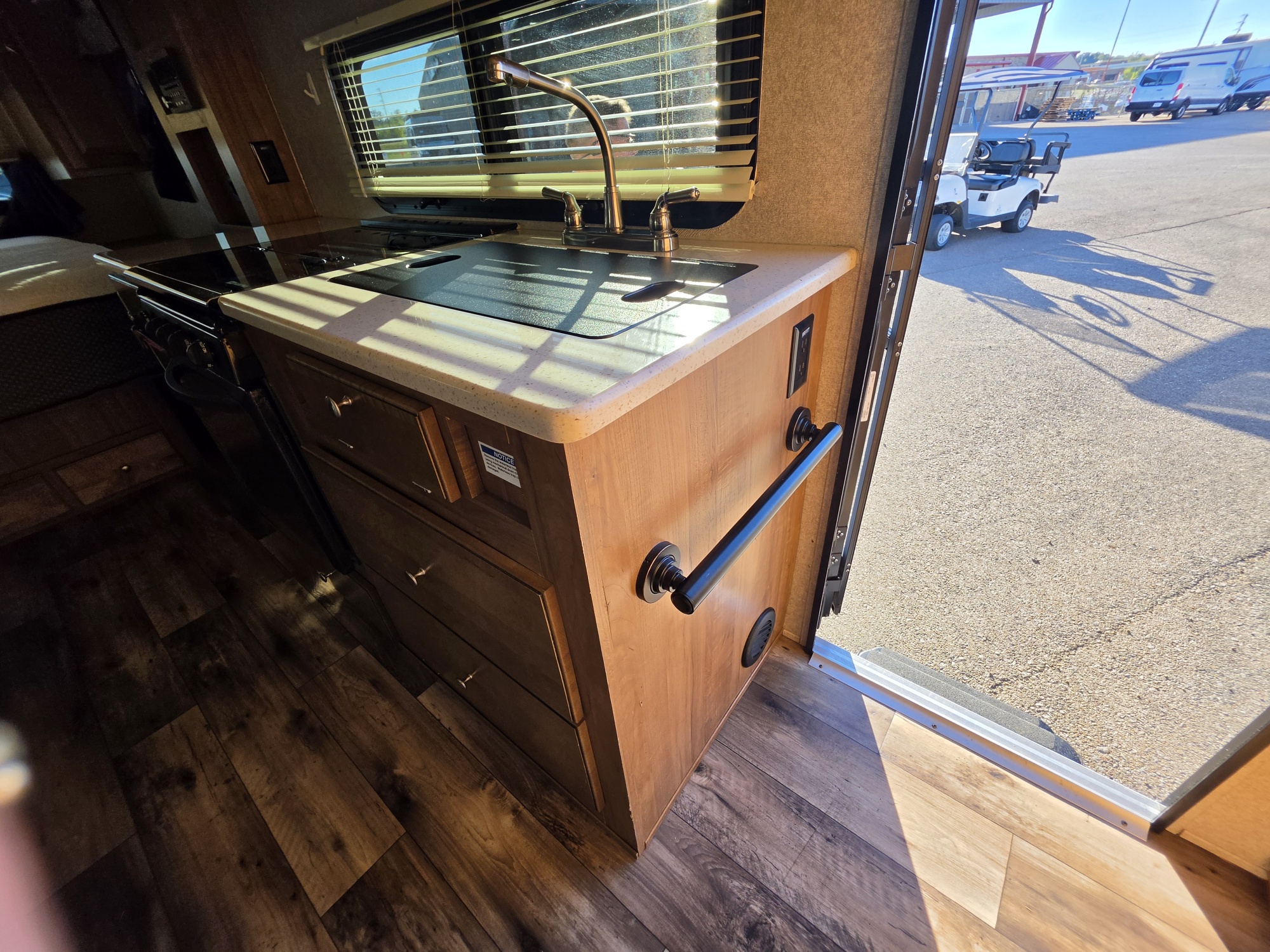 2017 FLAGSTAFF MICROLITE 21FBRS - Image 19