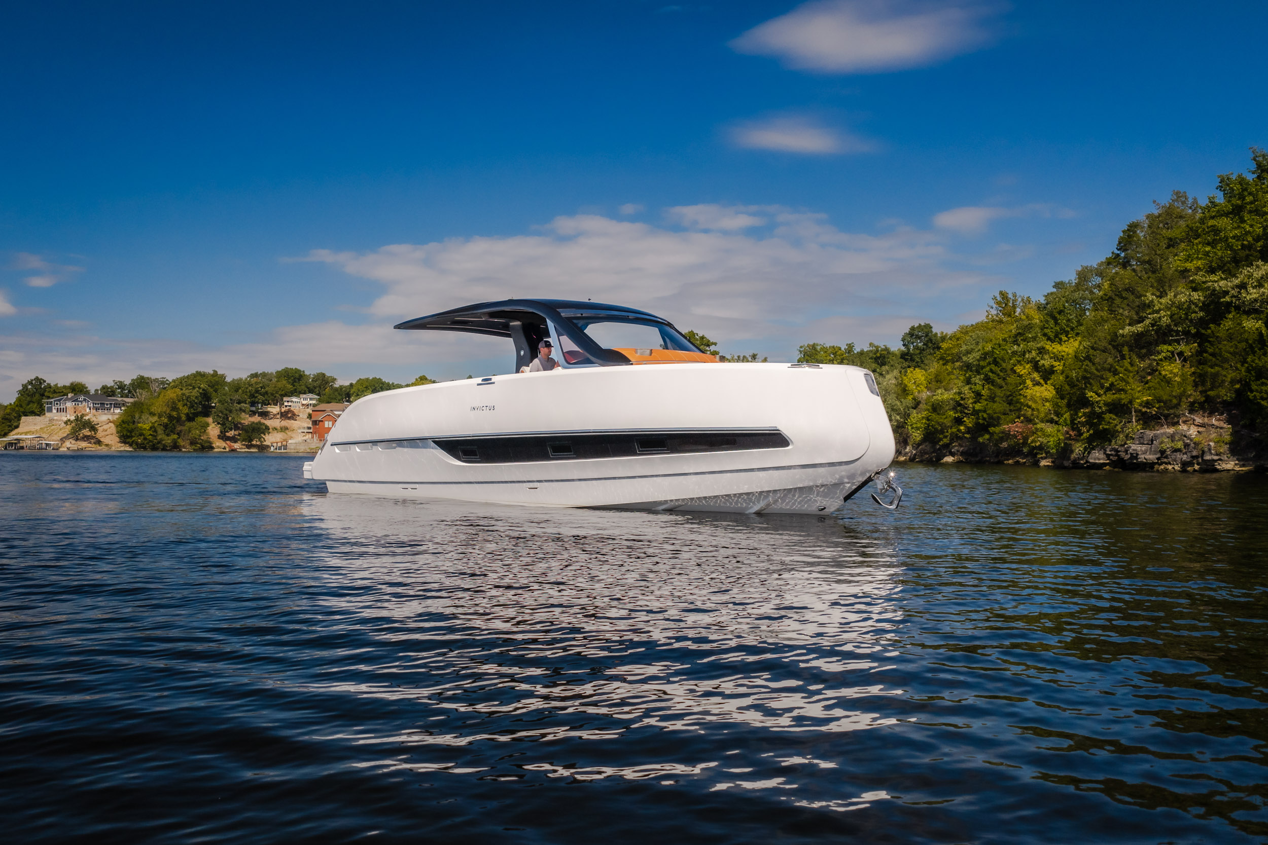 2025 Invictus TT430S - Image 1