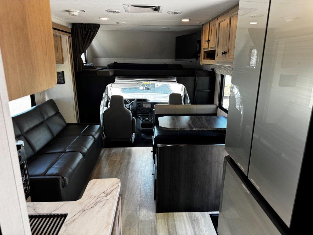 2026 Forest River Sunseeker LE 2750SLE - Image 29