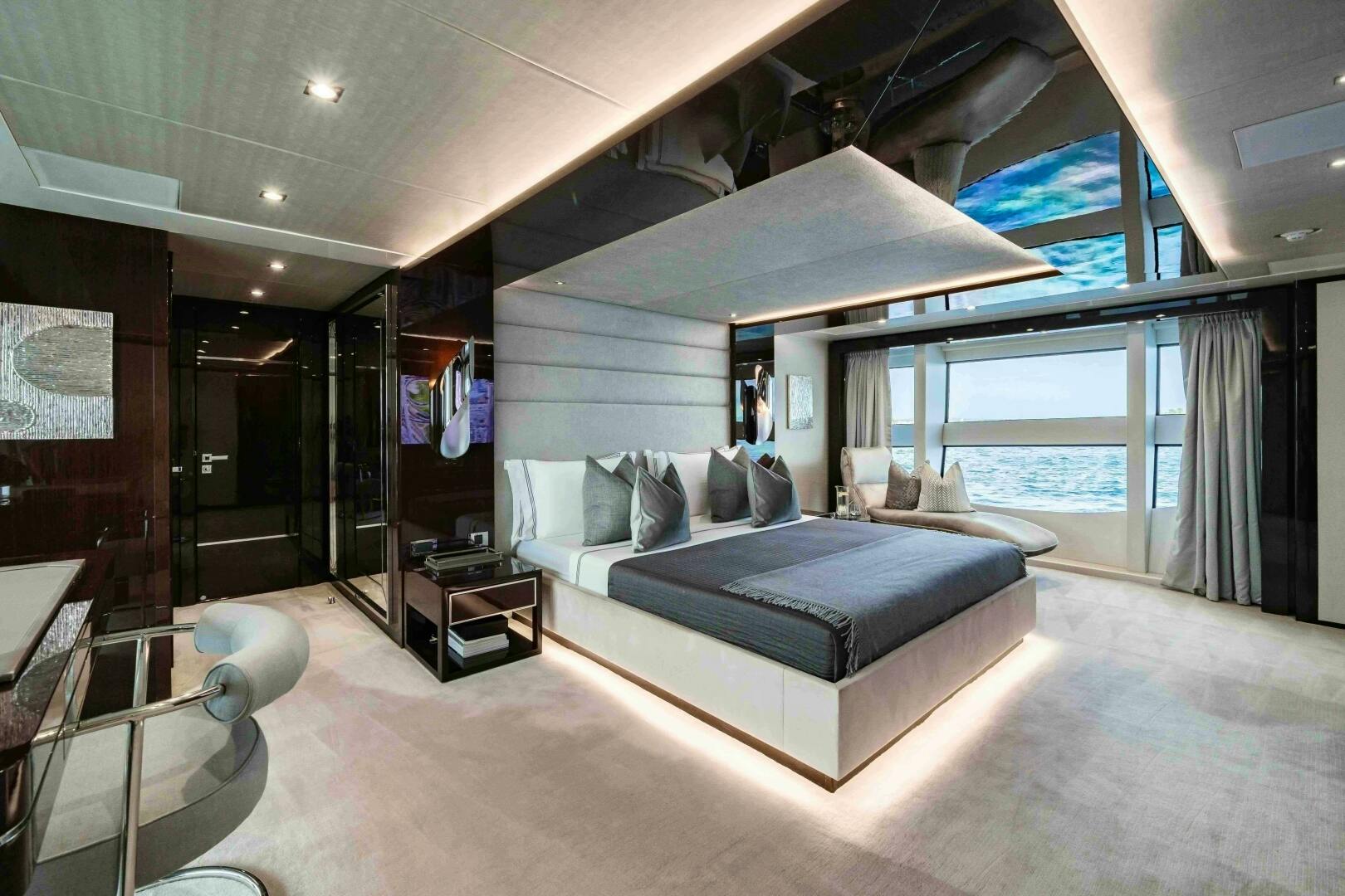 2016 Sunseeker Sunseeker 131 Yacht - Image 31
