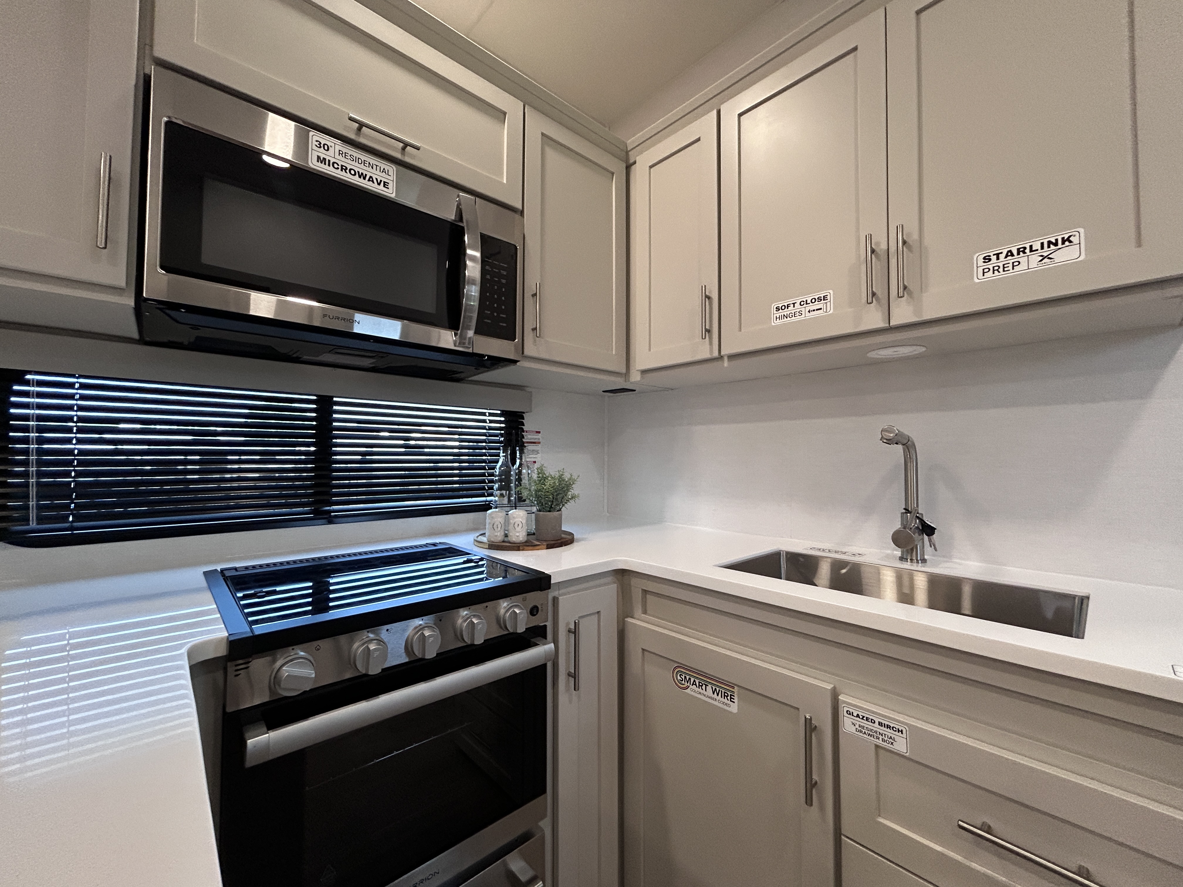 2027 Alliance AVENUE ALL ACCESS 30BH - Image 11