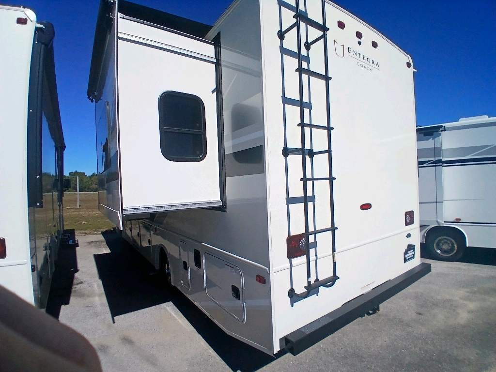 2026 ENTEGRA COACH VISION 27A - Image 3