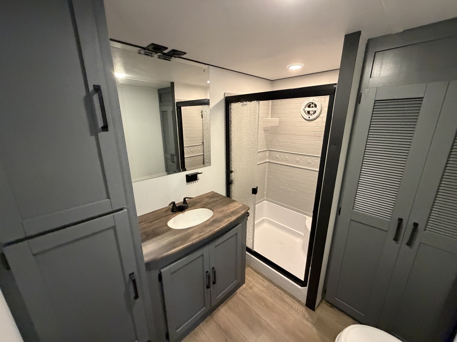 2026 PALOMINO PUMA 420LFT - Image 27