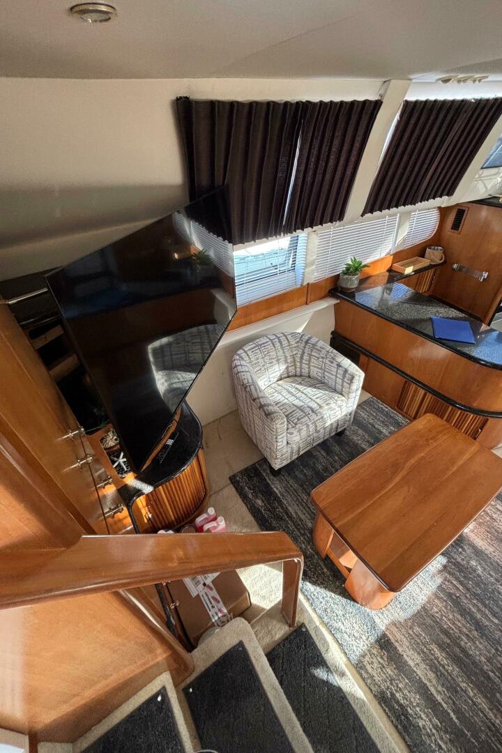 2001 Carver 396 Aft Cabin MY - Image 48