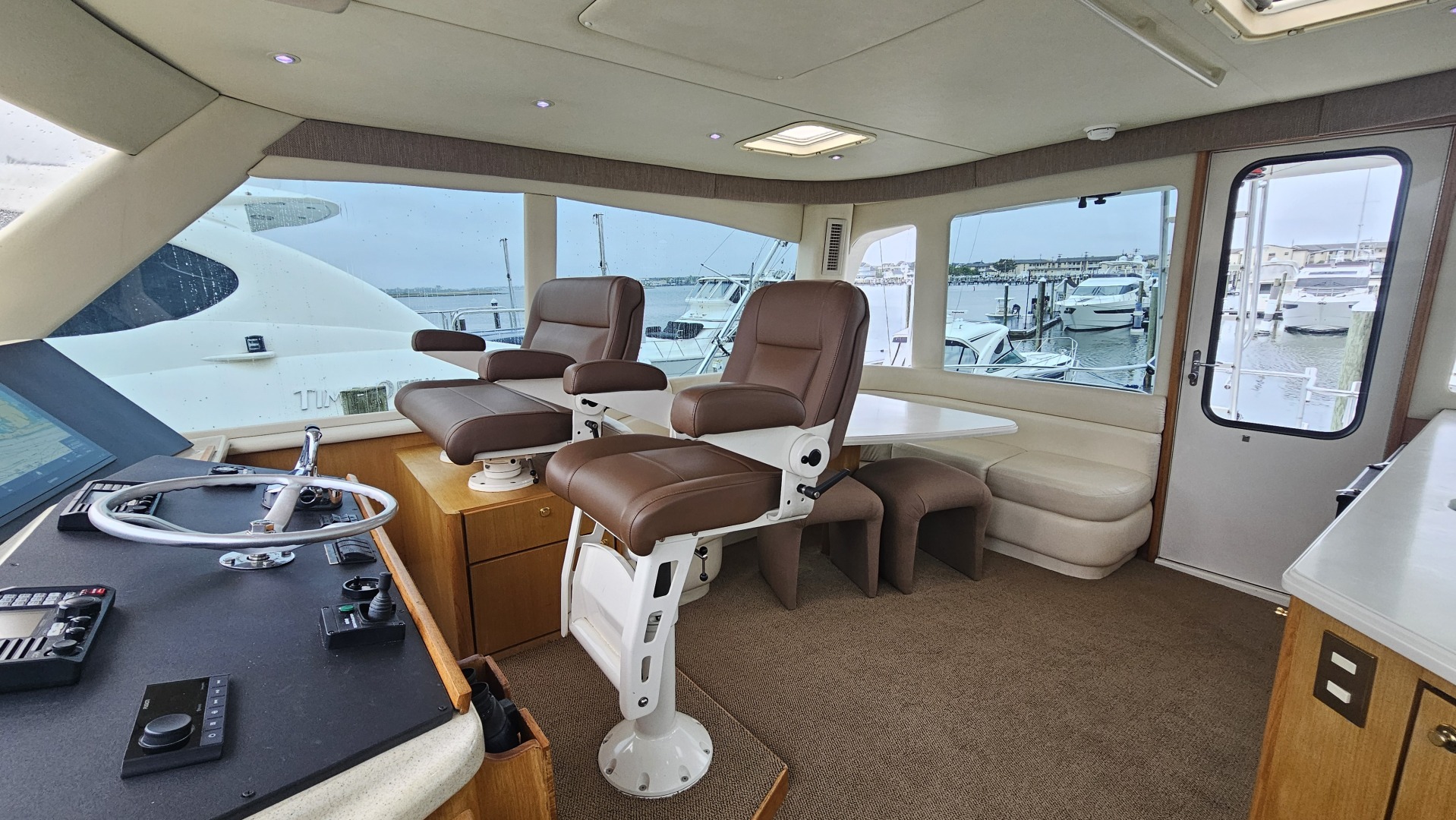 2000 Ocean Yachts 70 SUPER SPORT - Image 21