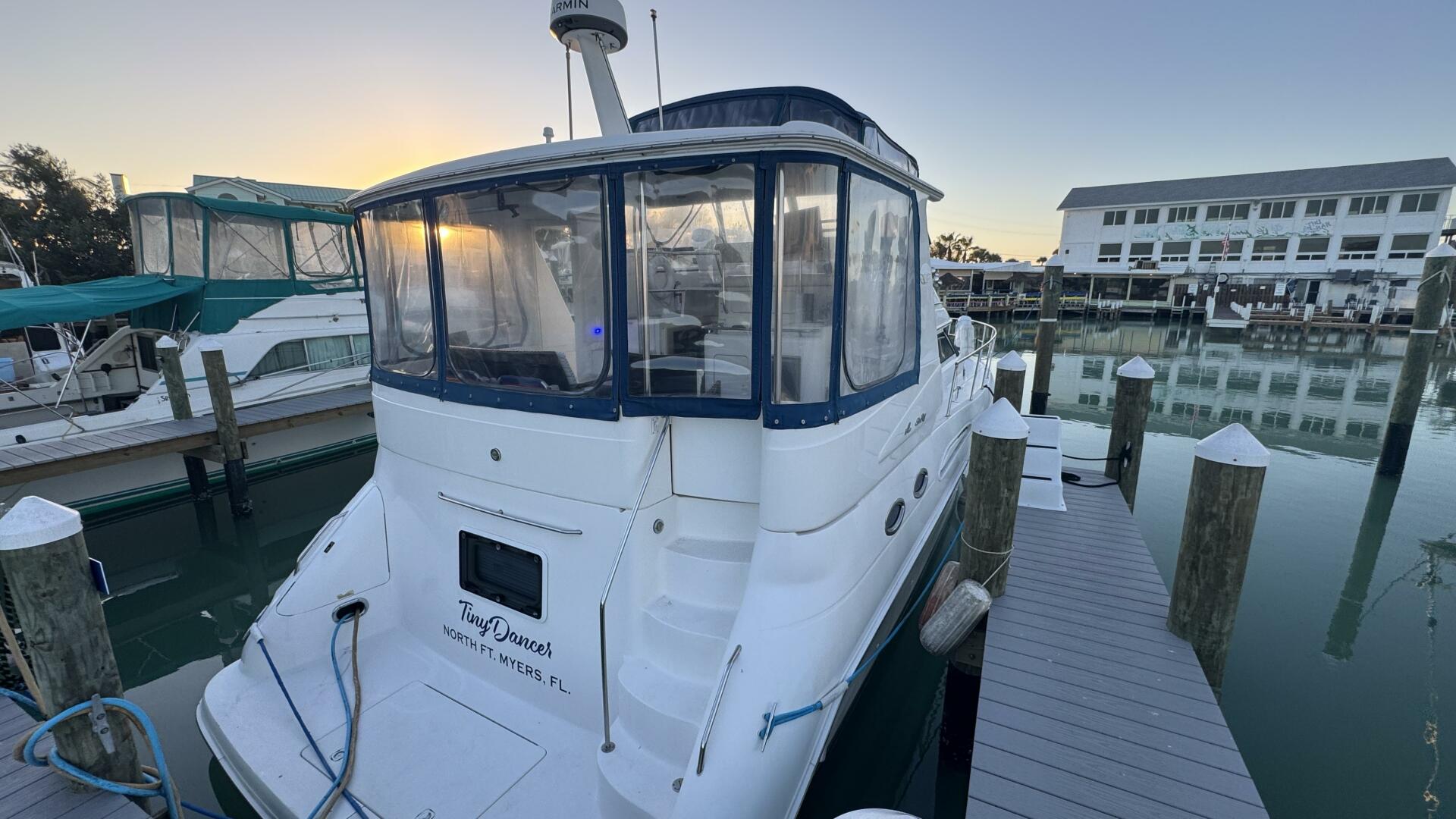 2000 Sea Ray 420 Aft Cabin - Image 6