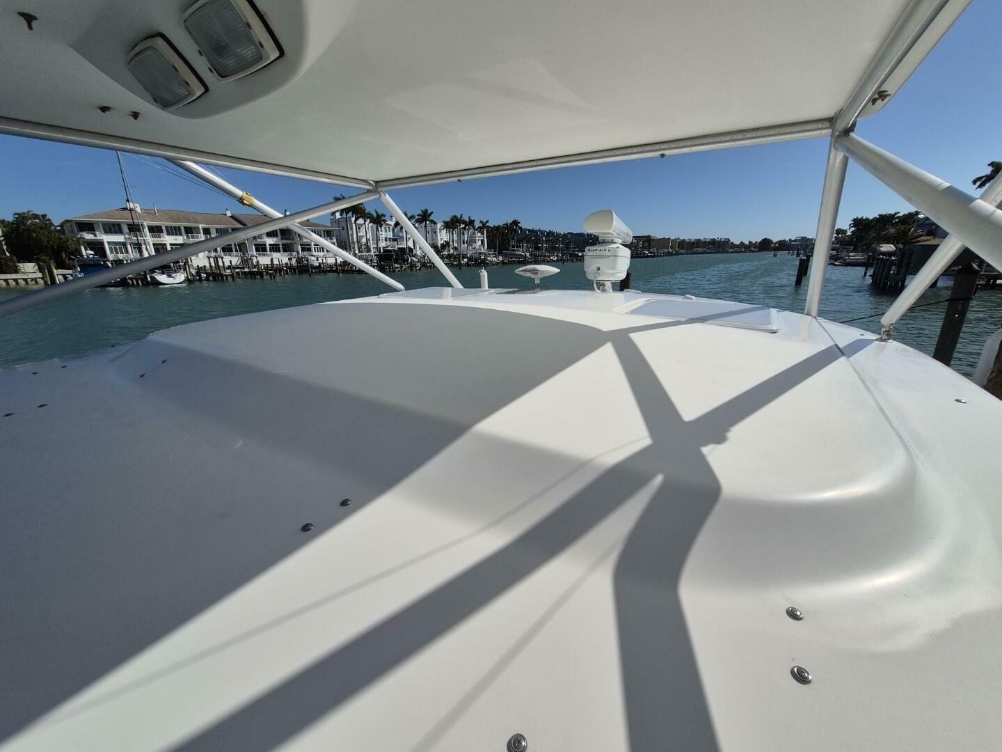 2004 Riviera 4000 Offshore - Image 25