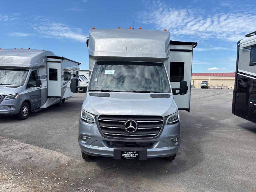 2026 TIFFIN WAYFARER 25 XLW - Image 2