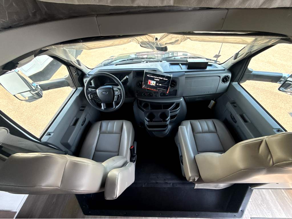 2027 JAYCO GREYHAWK 30Z - Image 35