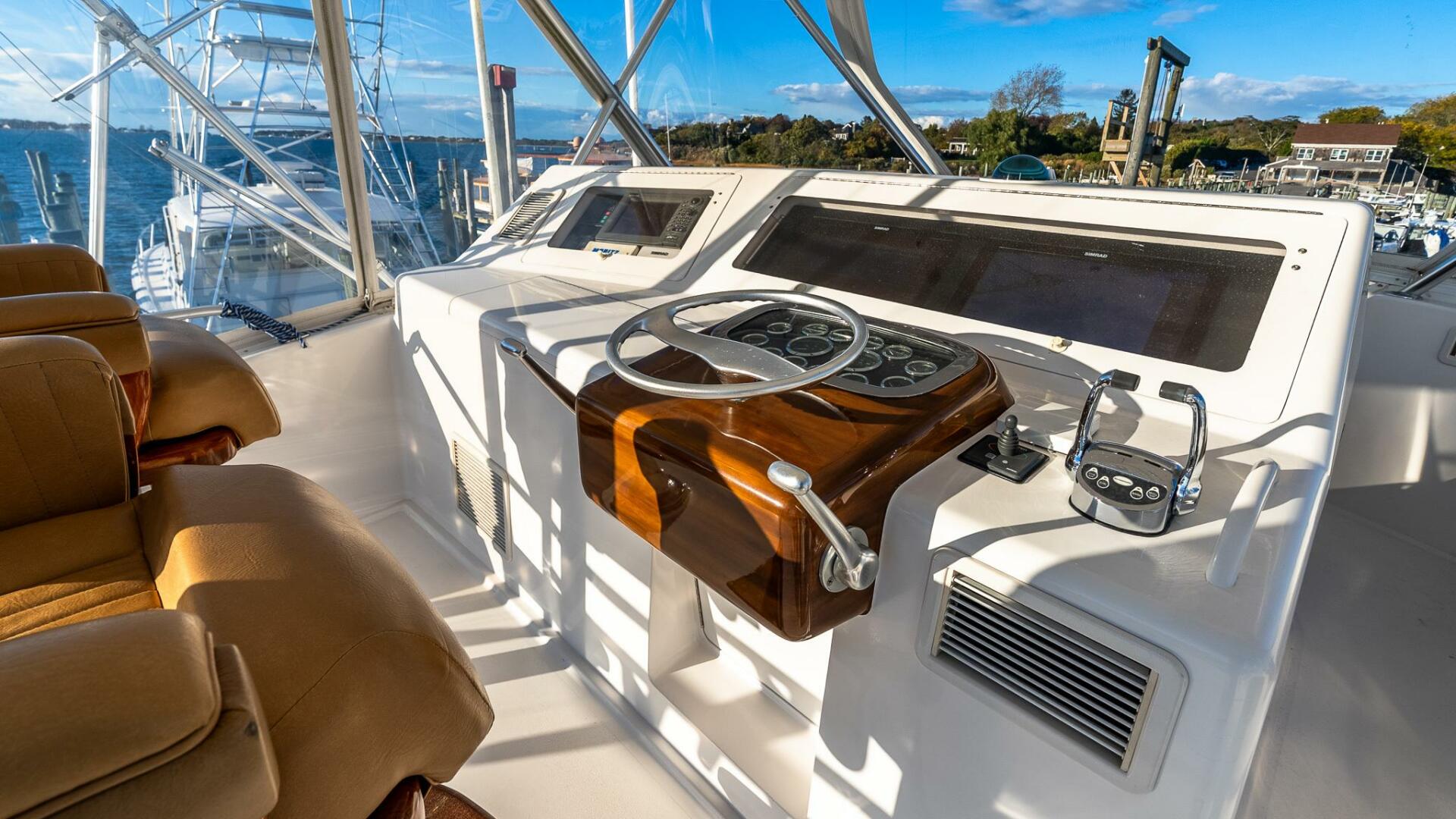 2002 VIKING 52 Convertible Base - Image 12