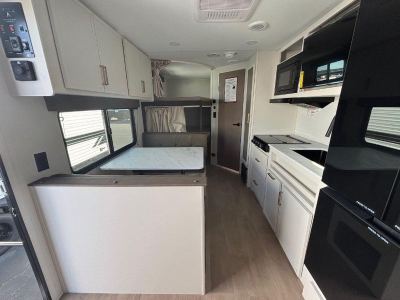 2026 Grand Design Transcend XPLOR 19BHX - Image 6