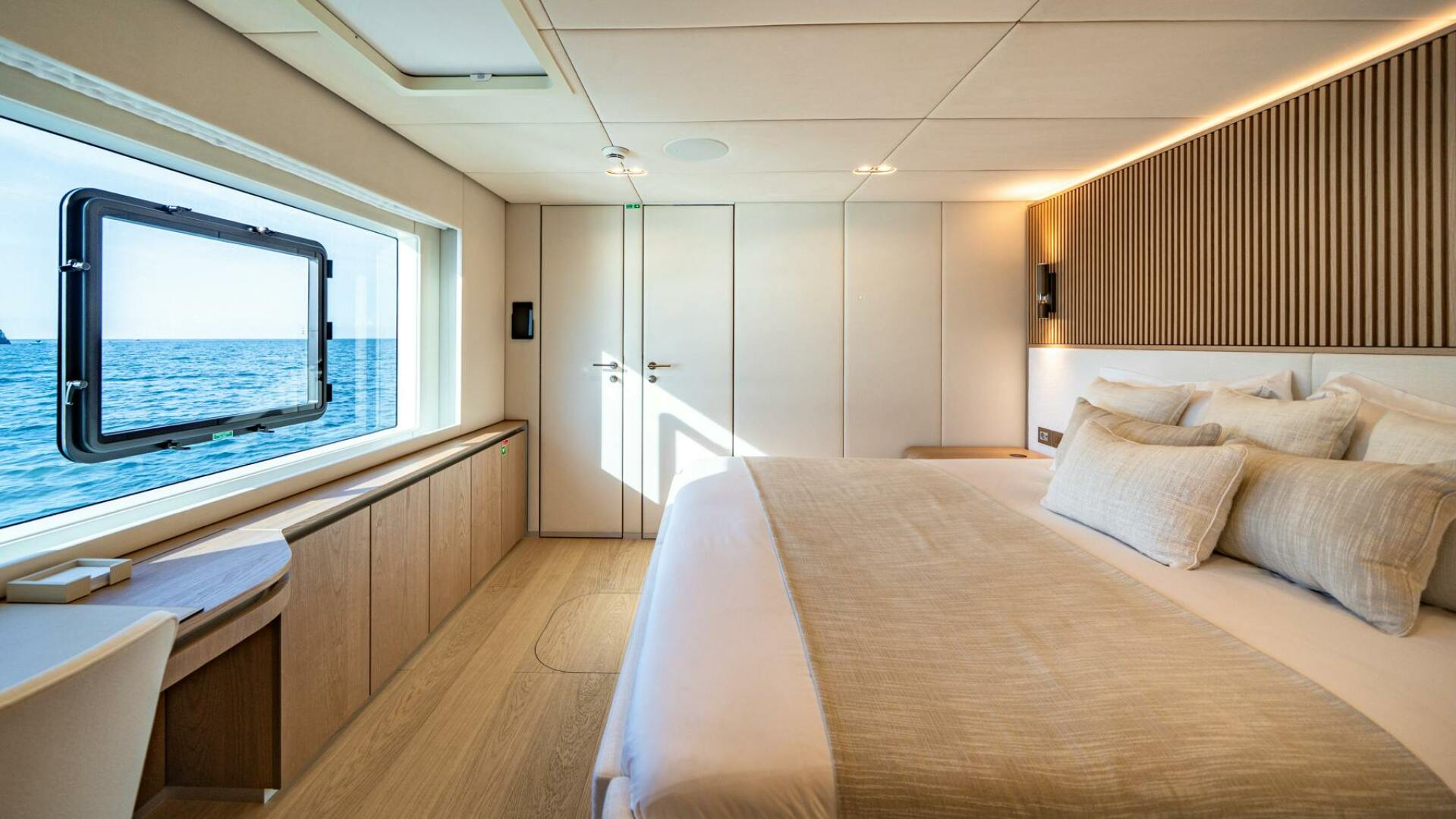 2025 SUNREEF YACHTS Sunreef 100 Power - Image 38