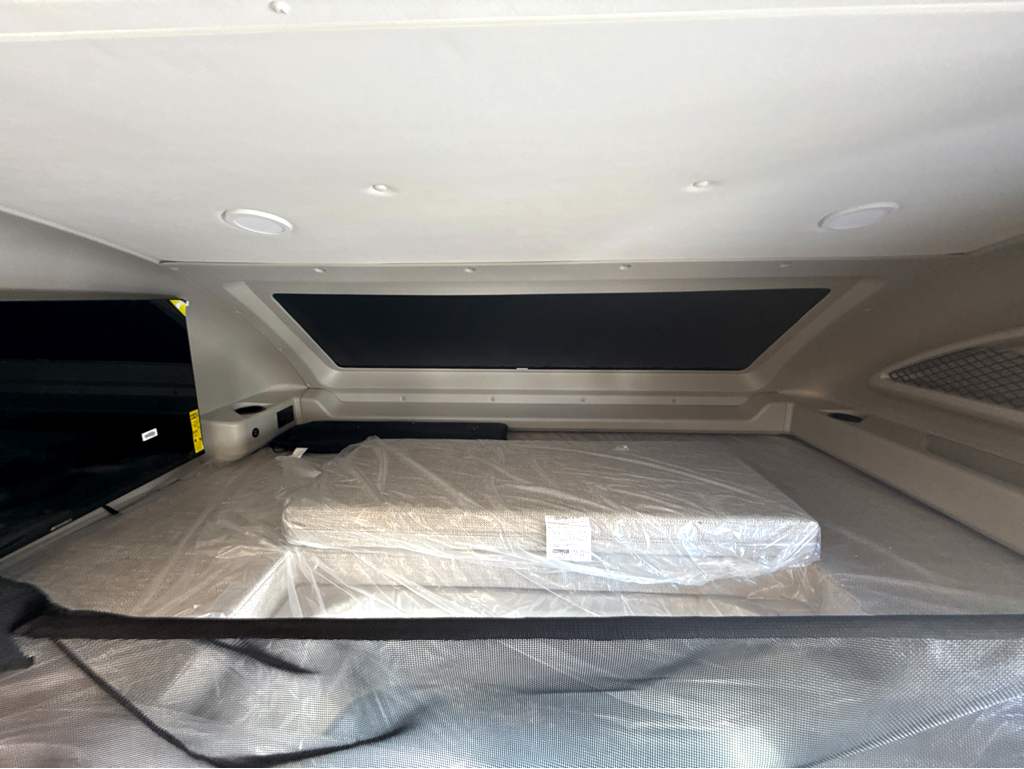 2027 ENTEGRA COACH ESTEEM XL 32U - Image 34
