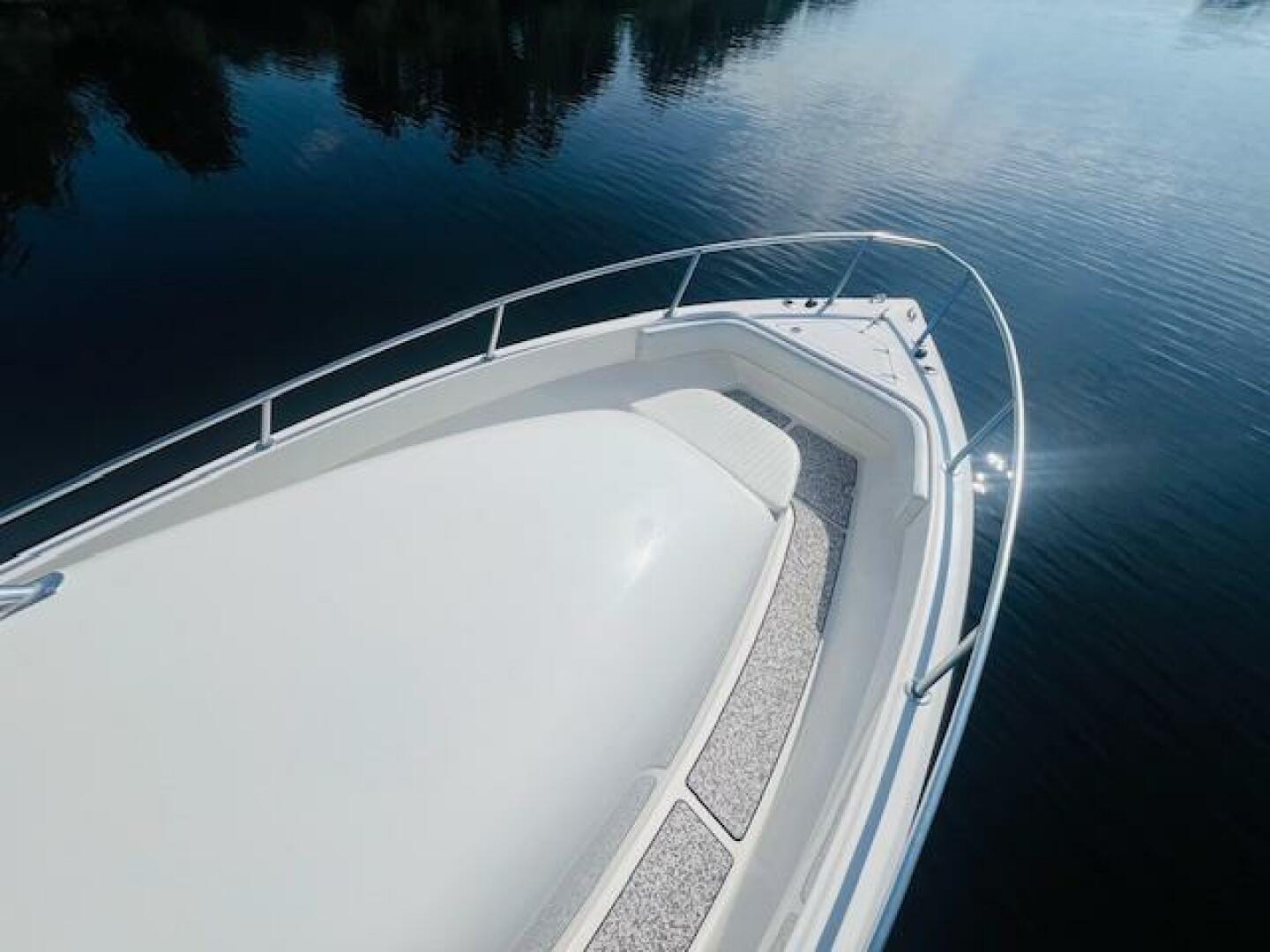 1999 Venture 34 Walkaround with Tower - Image 21