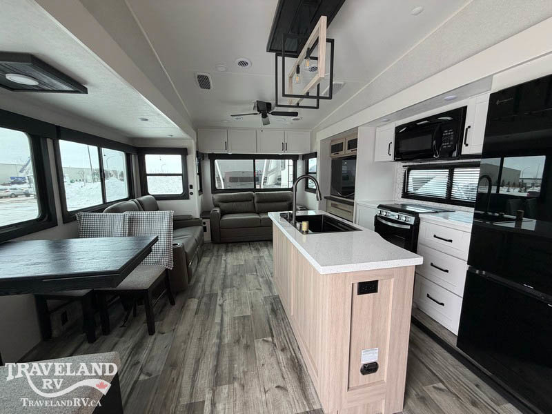 2026 Highland Ridge Roamer 32RLTS - Image 3