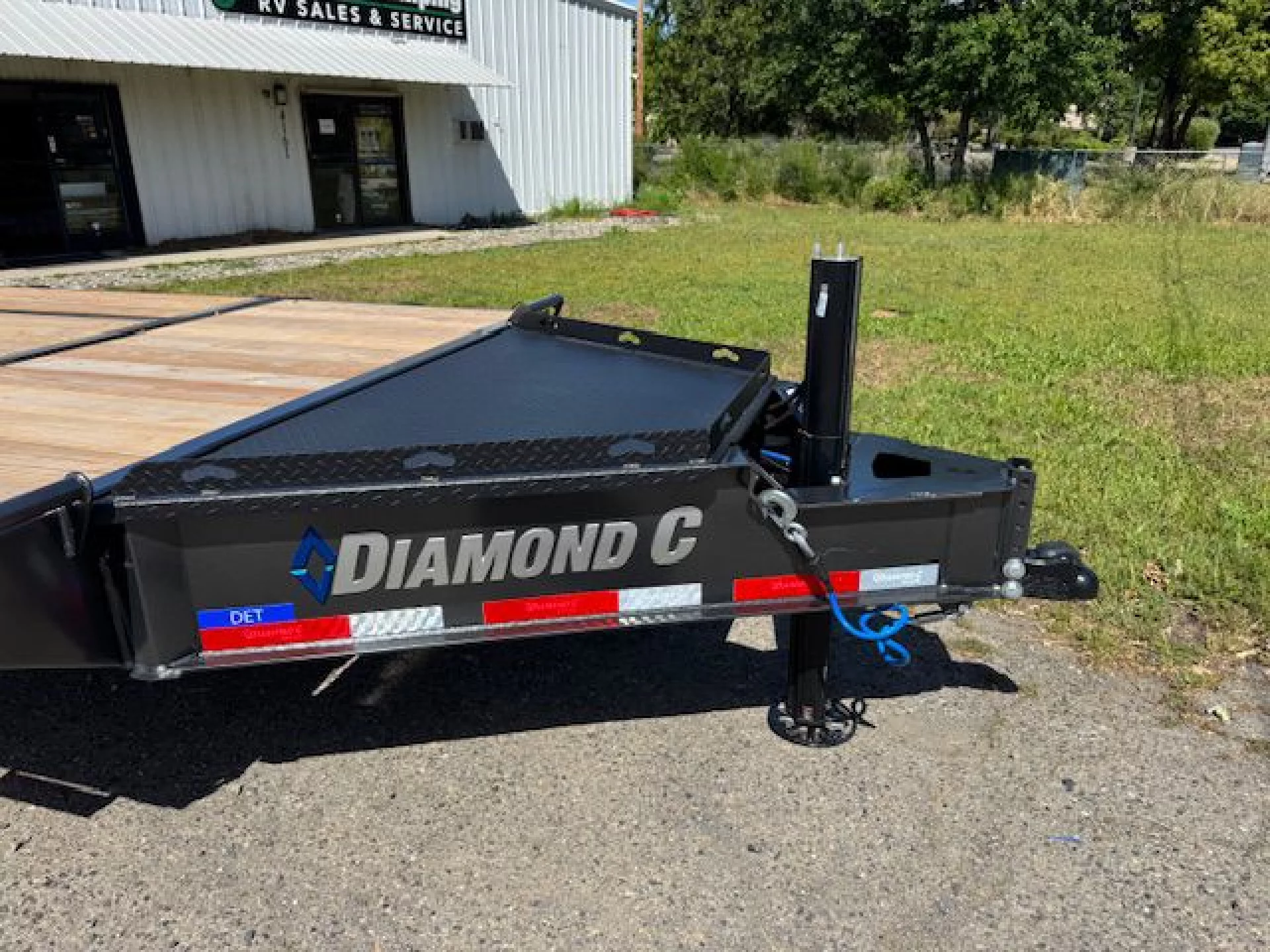 2026 DIAMOND C TRAILERS DIAMOND C DET 207 L24X102 14K - Image 2