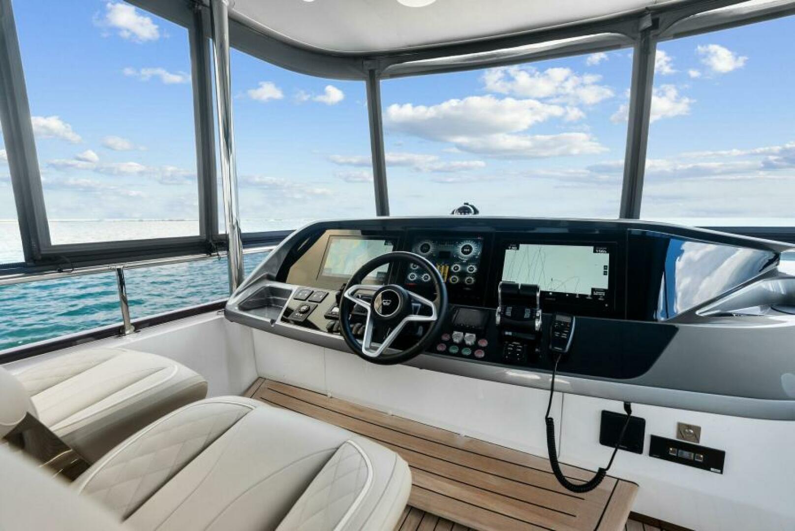 2024 Princess Y72 Motor Yacht - Image 21