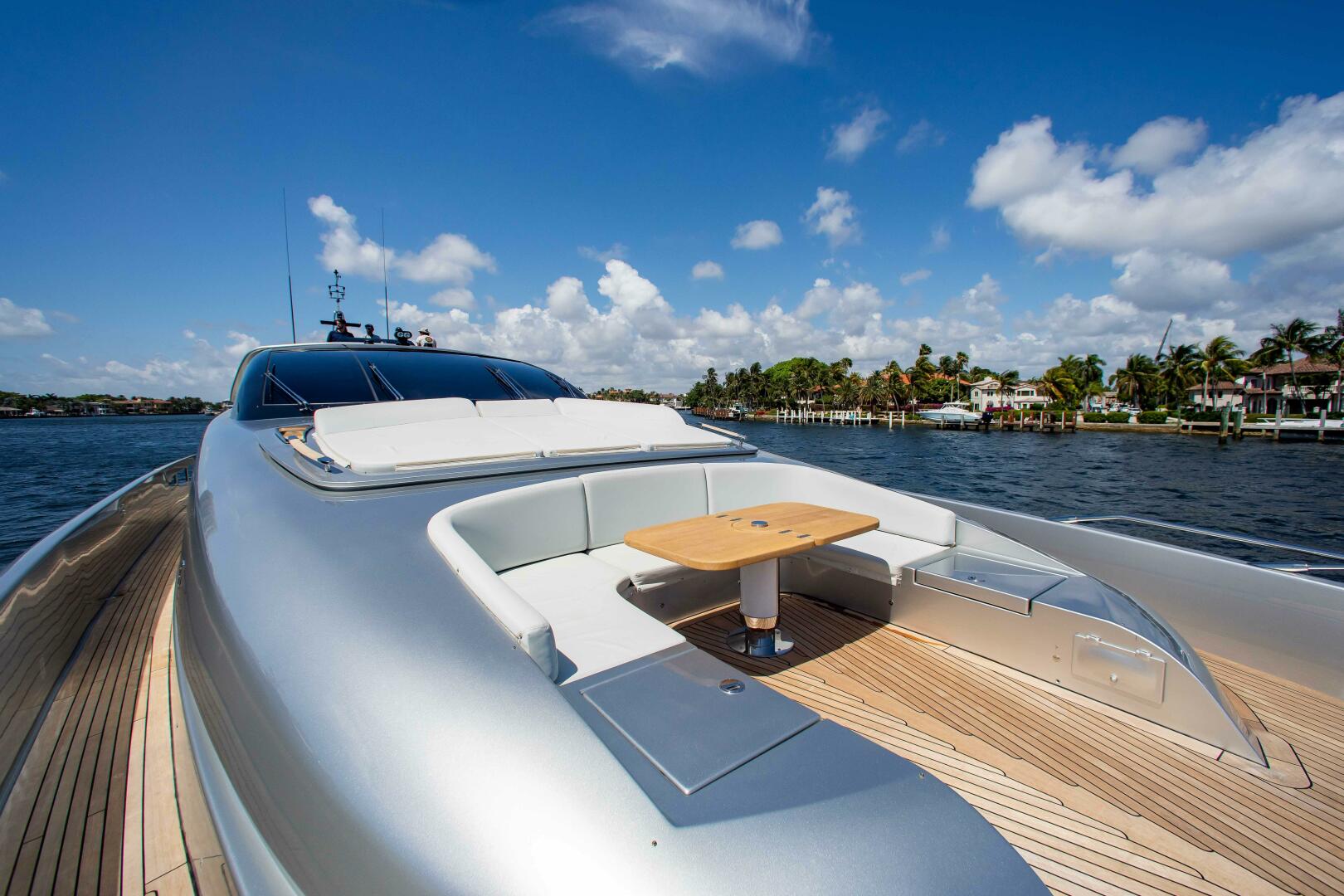 2014 Riva Mythos - Image 35